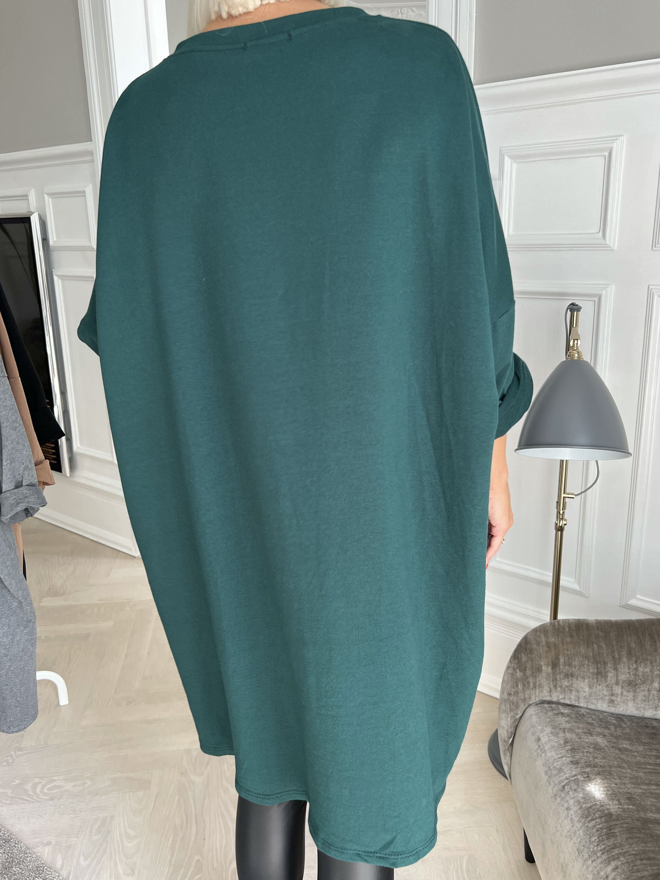 Liana - joggingklänning med guldtryck