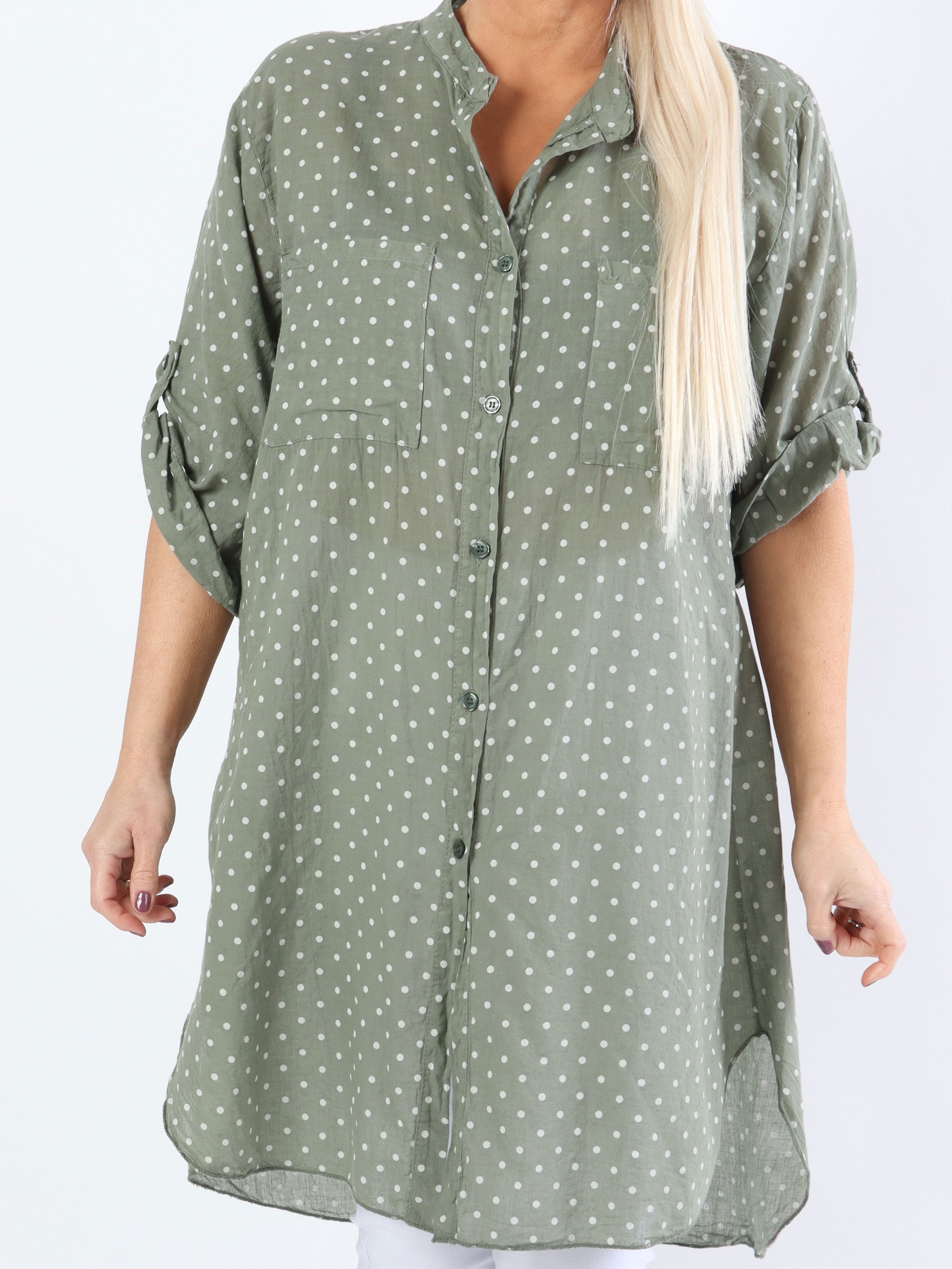 Linda - Plus size skjorta i bomull med små prickar