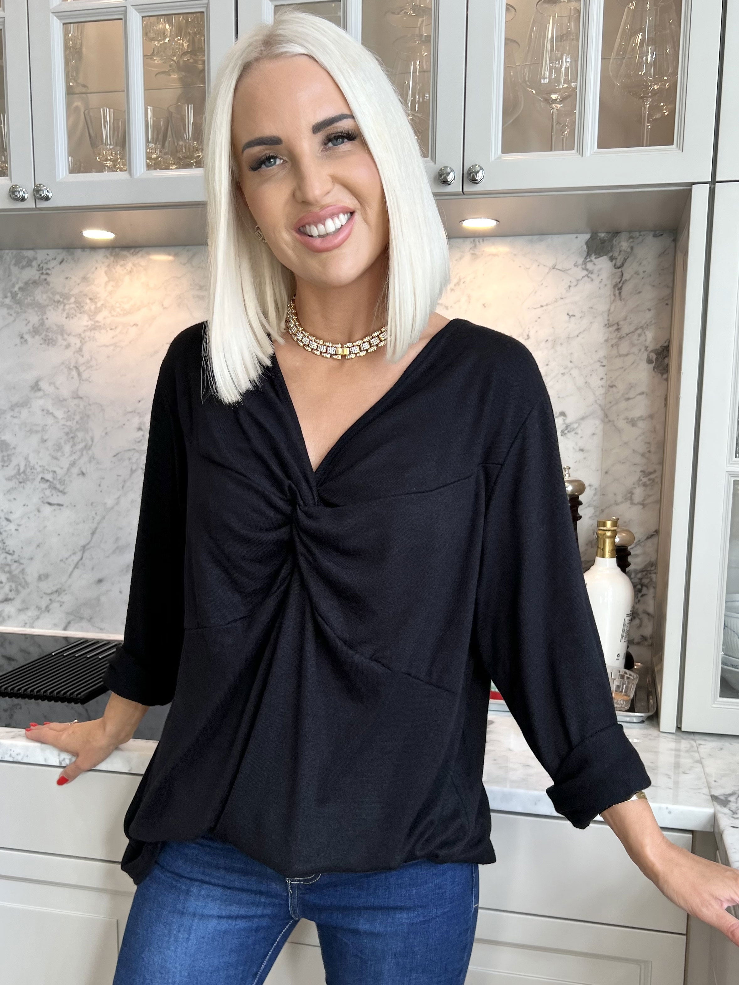 Linn - Mjuk blus med knut på bröstet - Grey