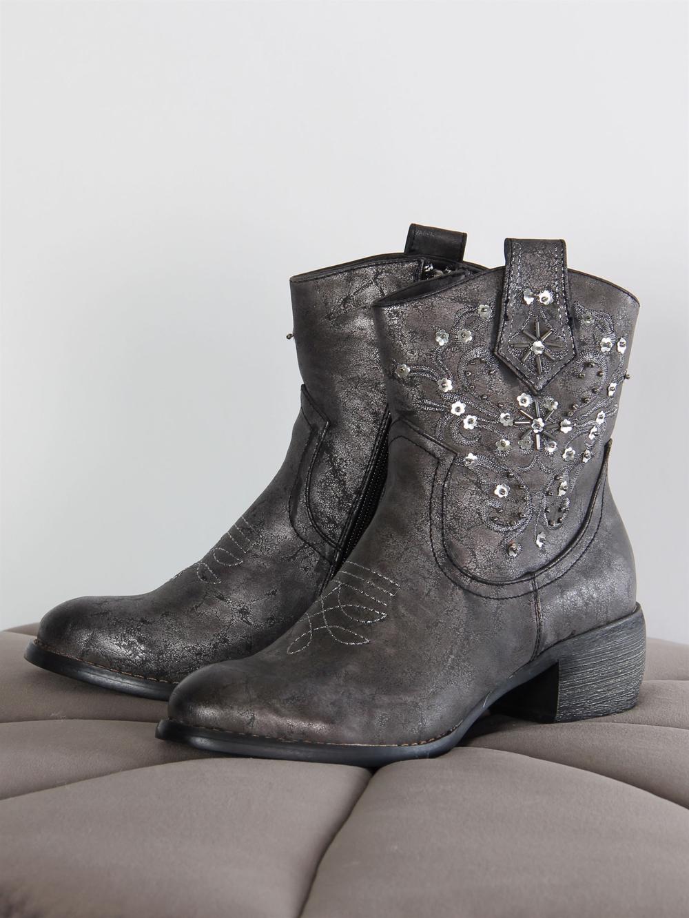 Linn - Grå stövlar dekorerade med läderimitation och silverglimmertråd
