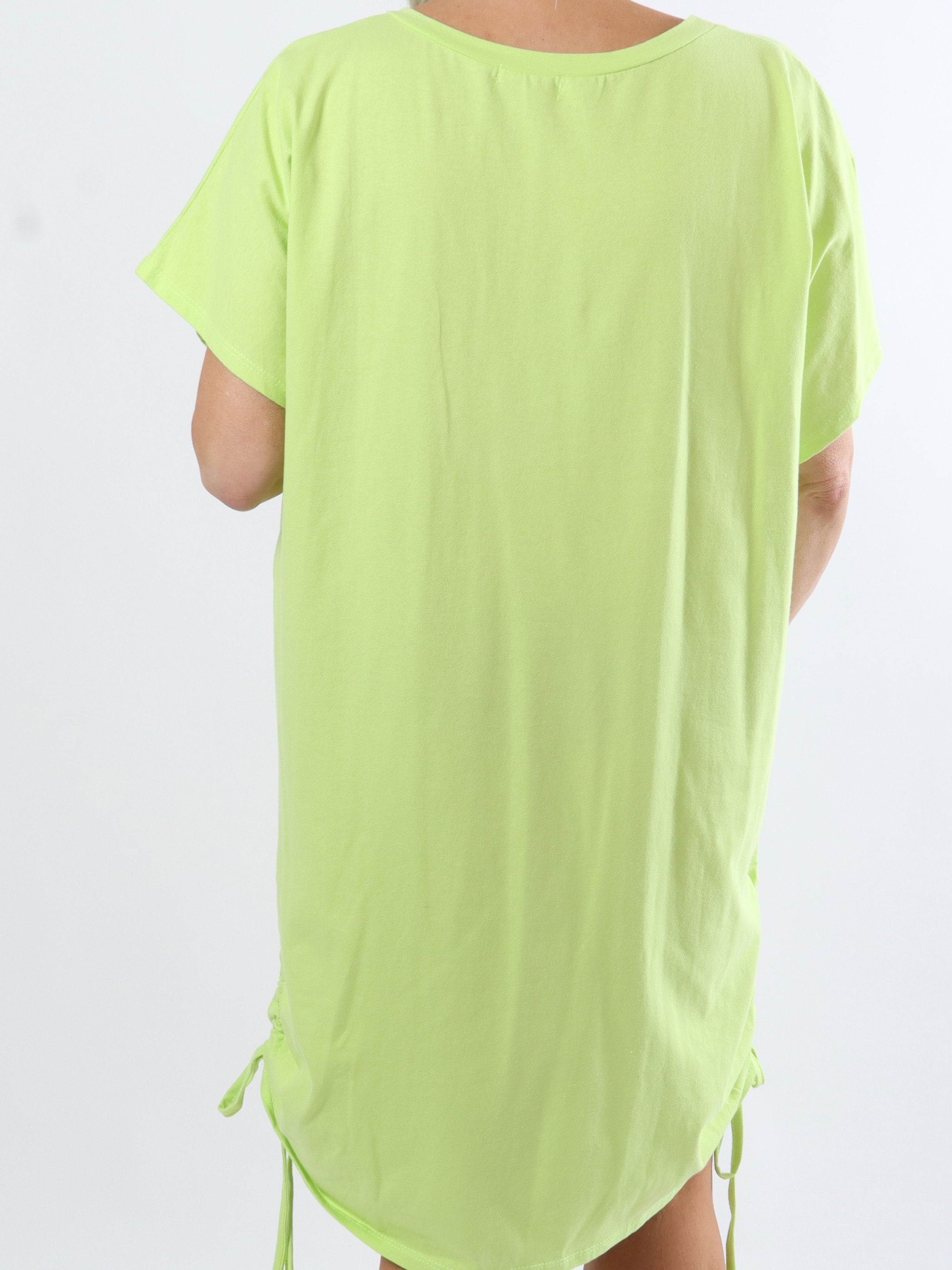 Linnea - Plus size t-shirt klänning med text och spets