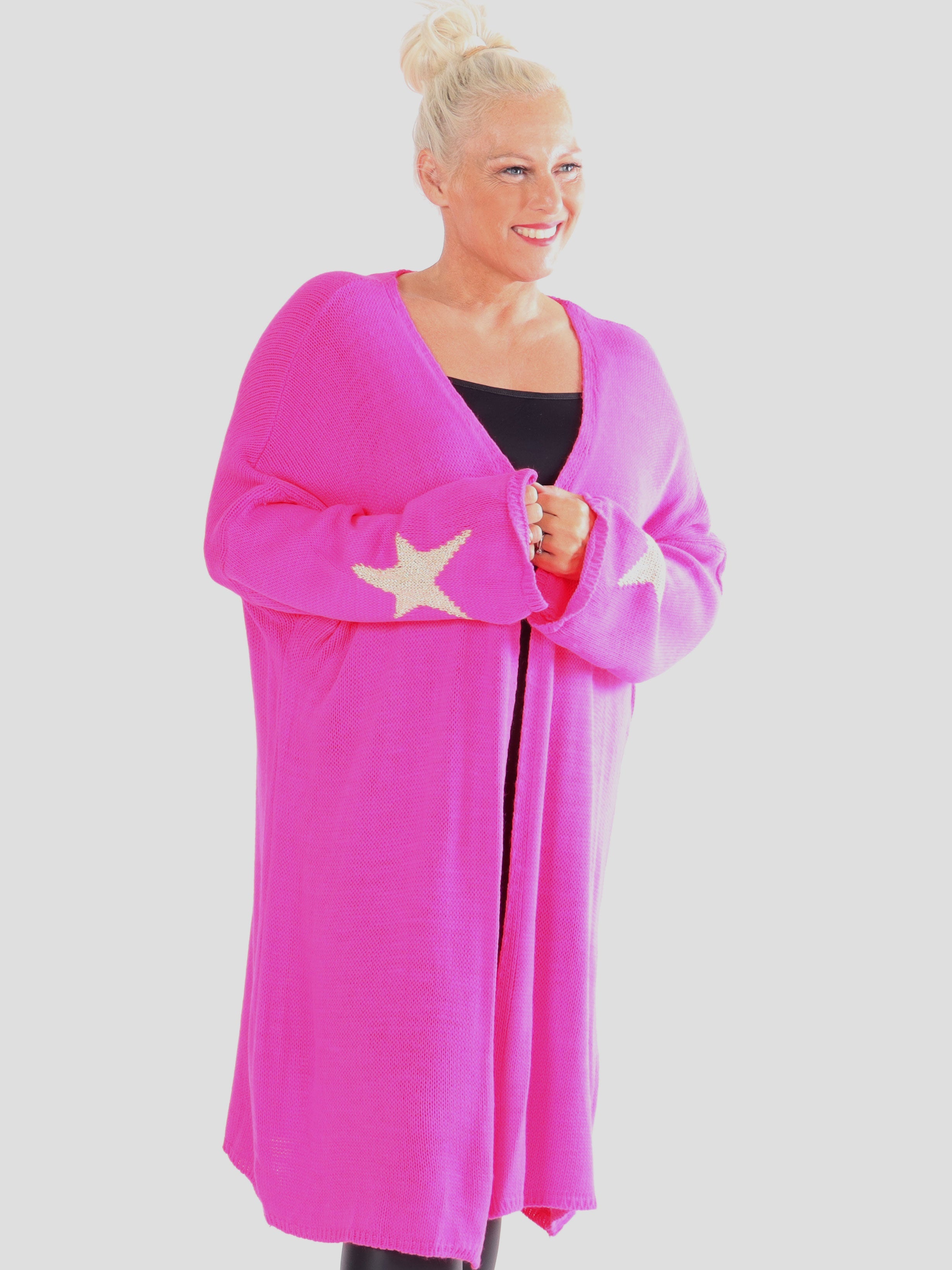 Lowa - Plus size stickad kofta med stjärna