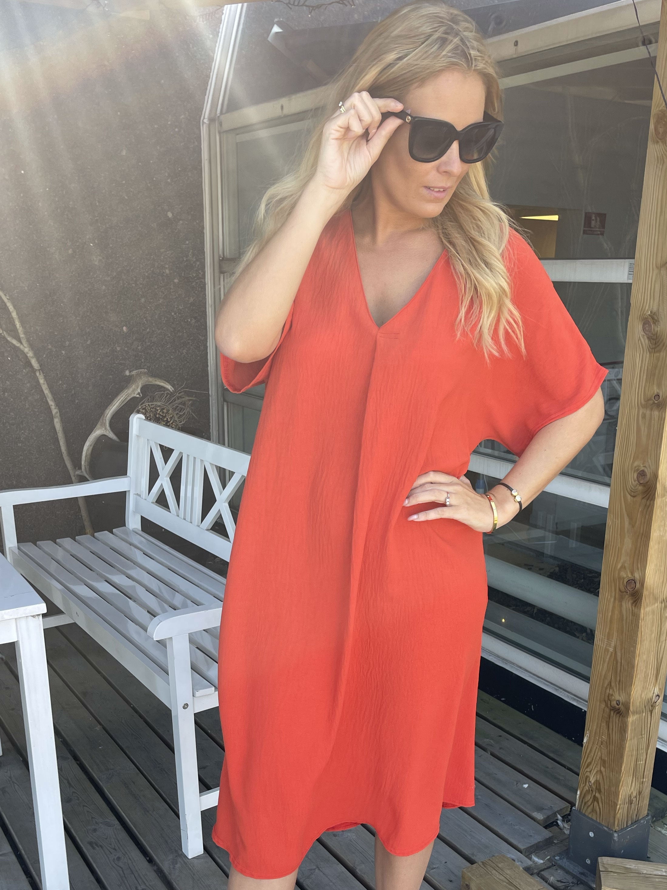 Magga - Lång enkel t-shirt klänning