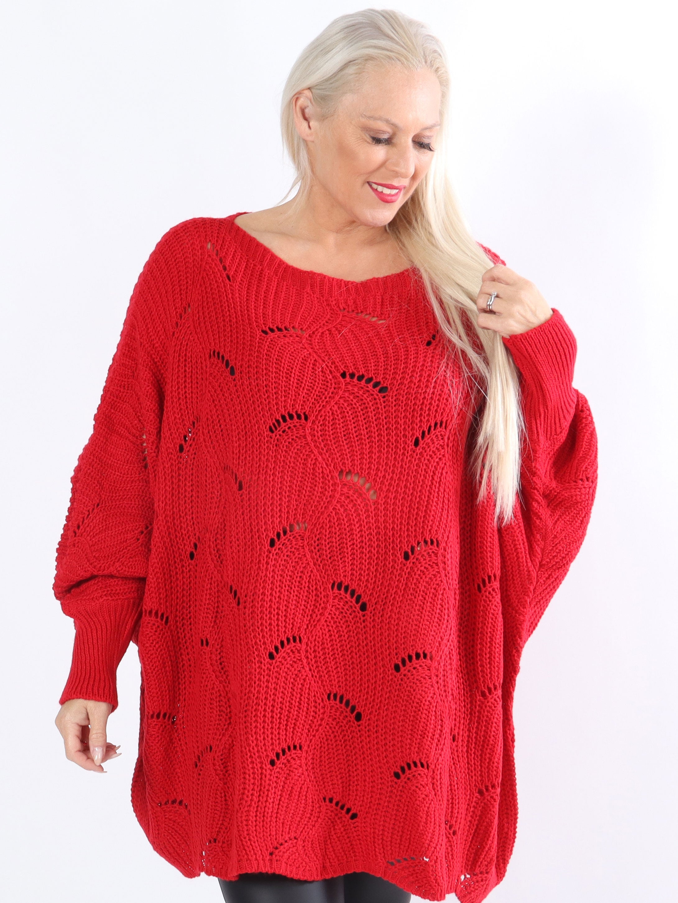 Manja - Plus size stickad med hålmönster