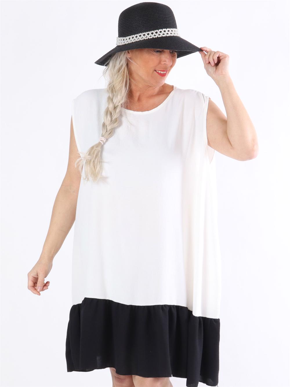 Manola - Klänning i lös passform med volang