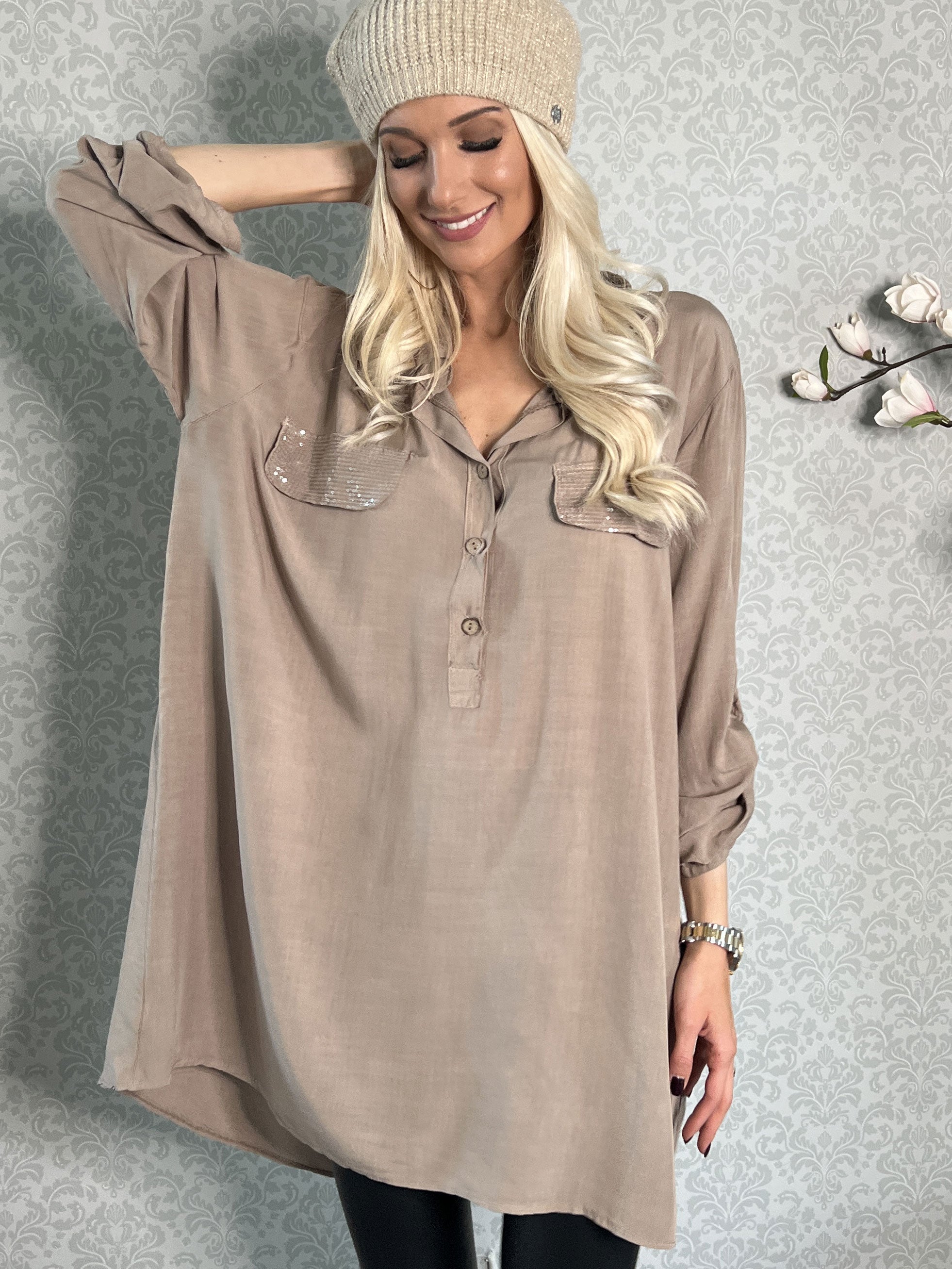 Marcelina - Fin skjorta med paljettfickor