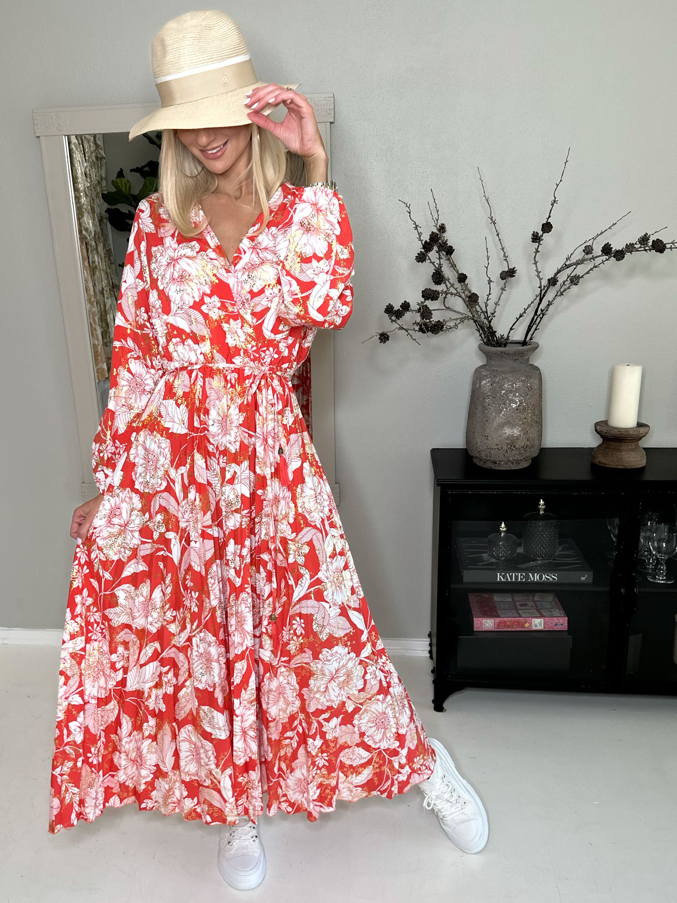 Marinella Flower - Vacker lång klänning med blomstermotiv