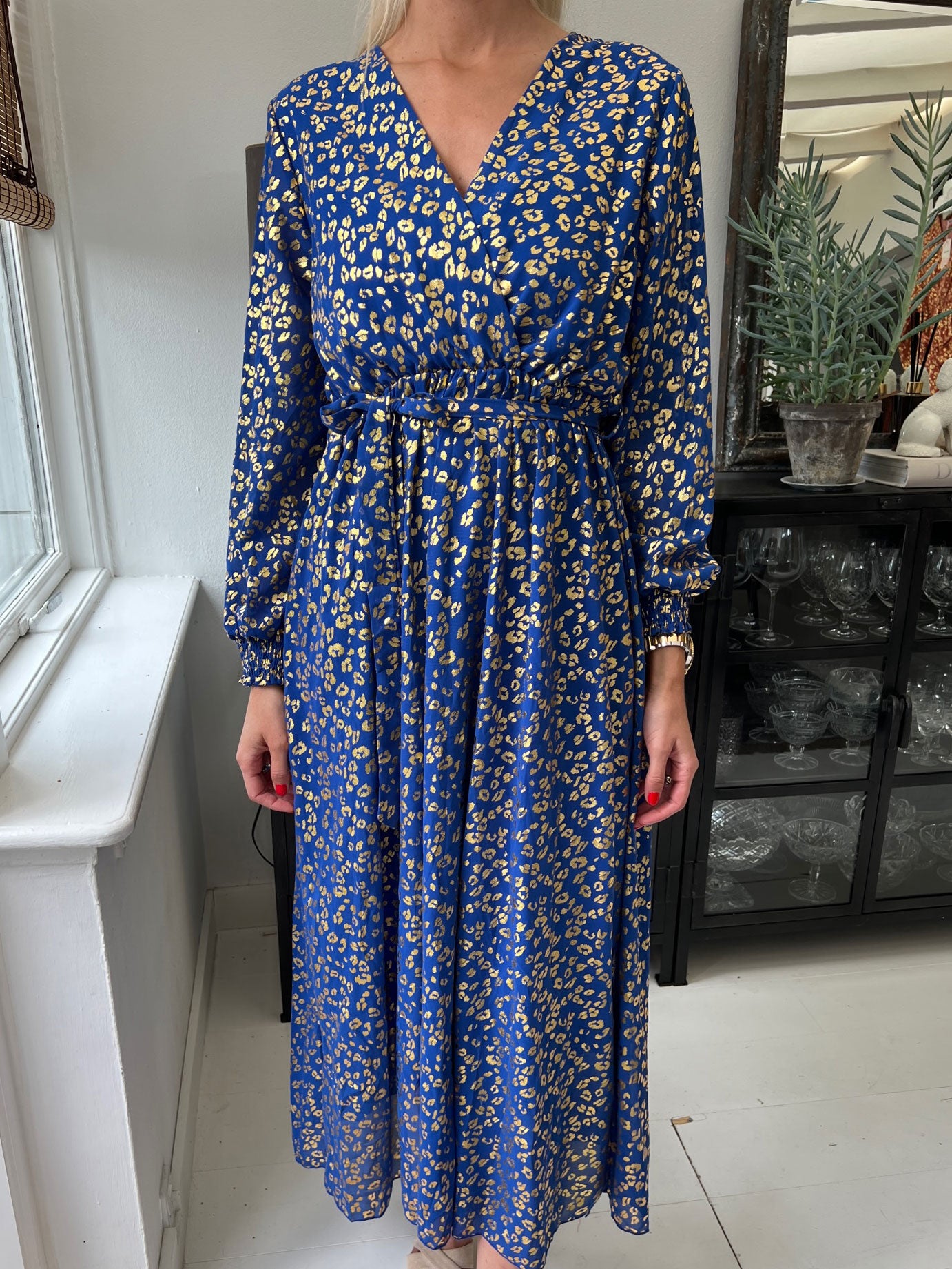 Melisse - Klänning med leopardtryck och resår under bysten