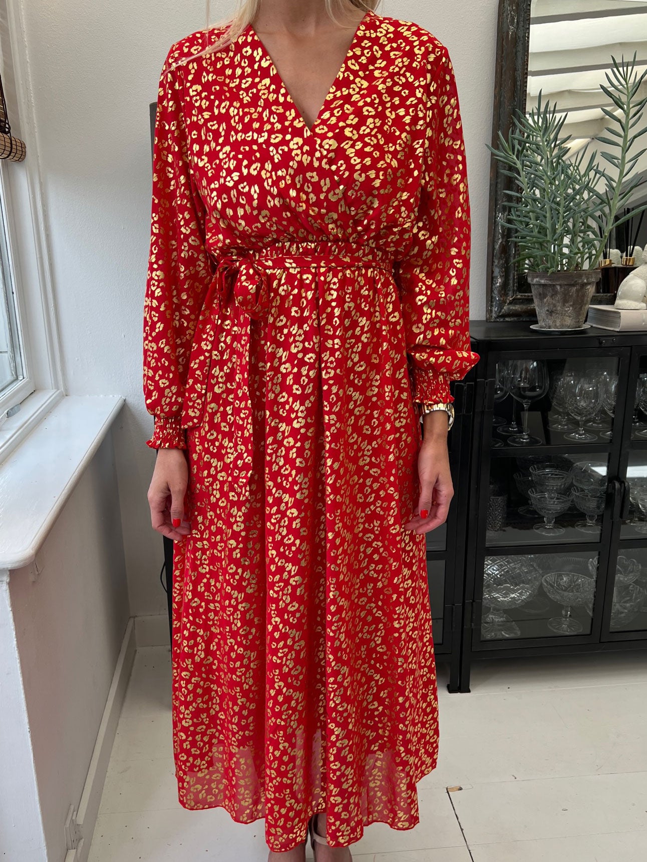 Melisse - Klänning med leopardtryck och resår under bysten