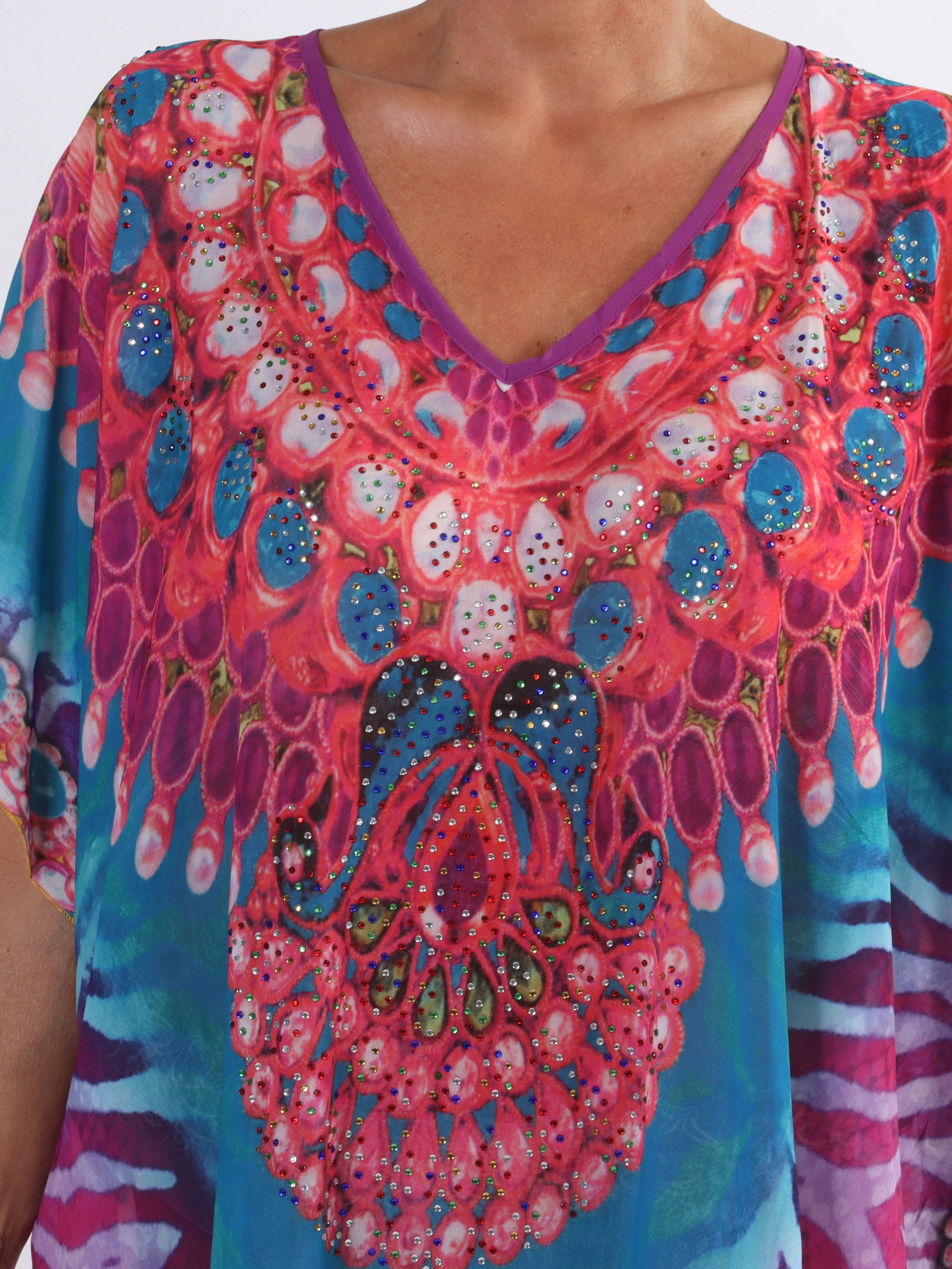 Mellie - Färgad halvtransparent tunika med fuskpälskant i plusstorlek - Purple