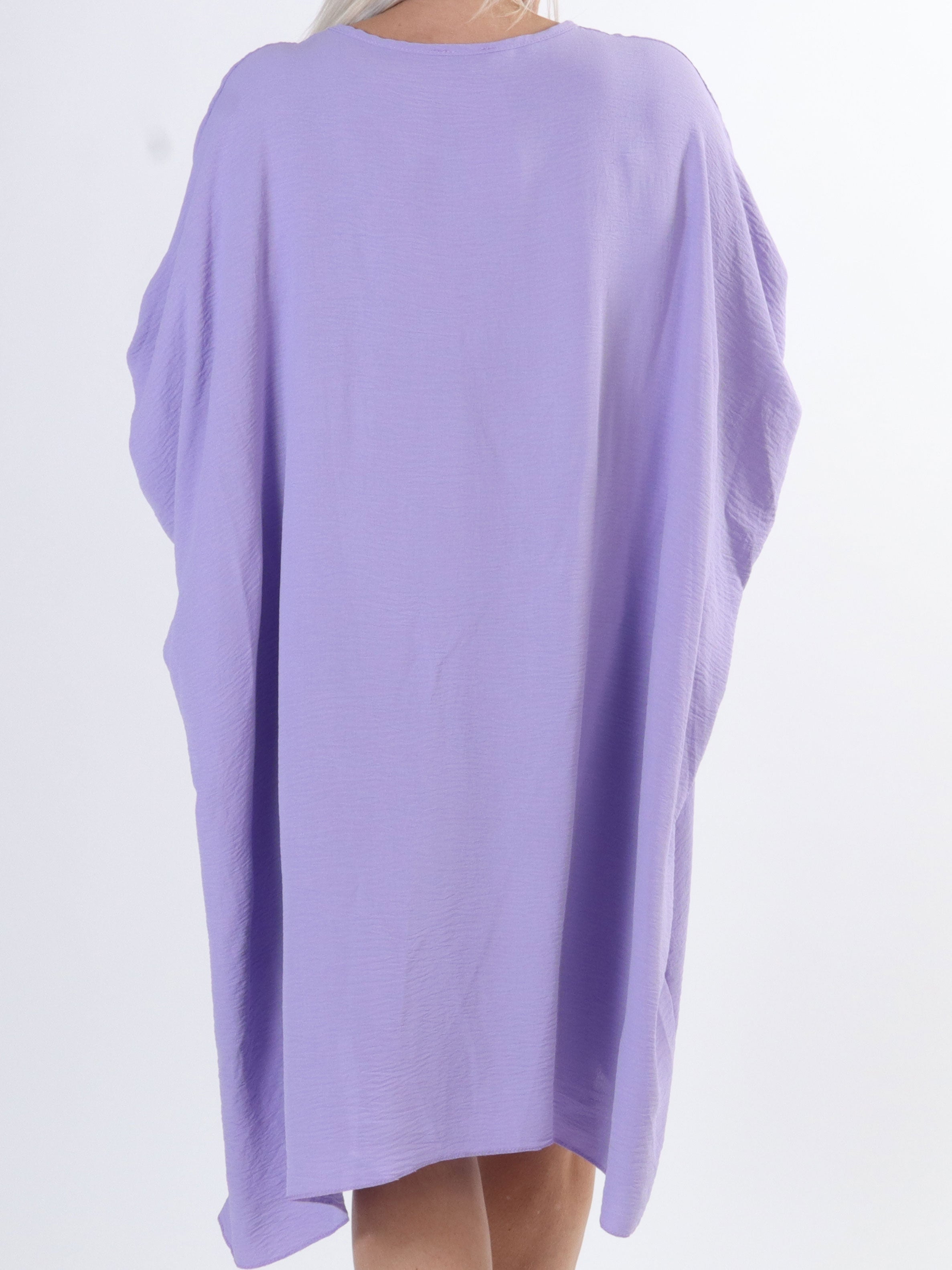 Mika - Oversized plus size viskosklänning med motiv framtill