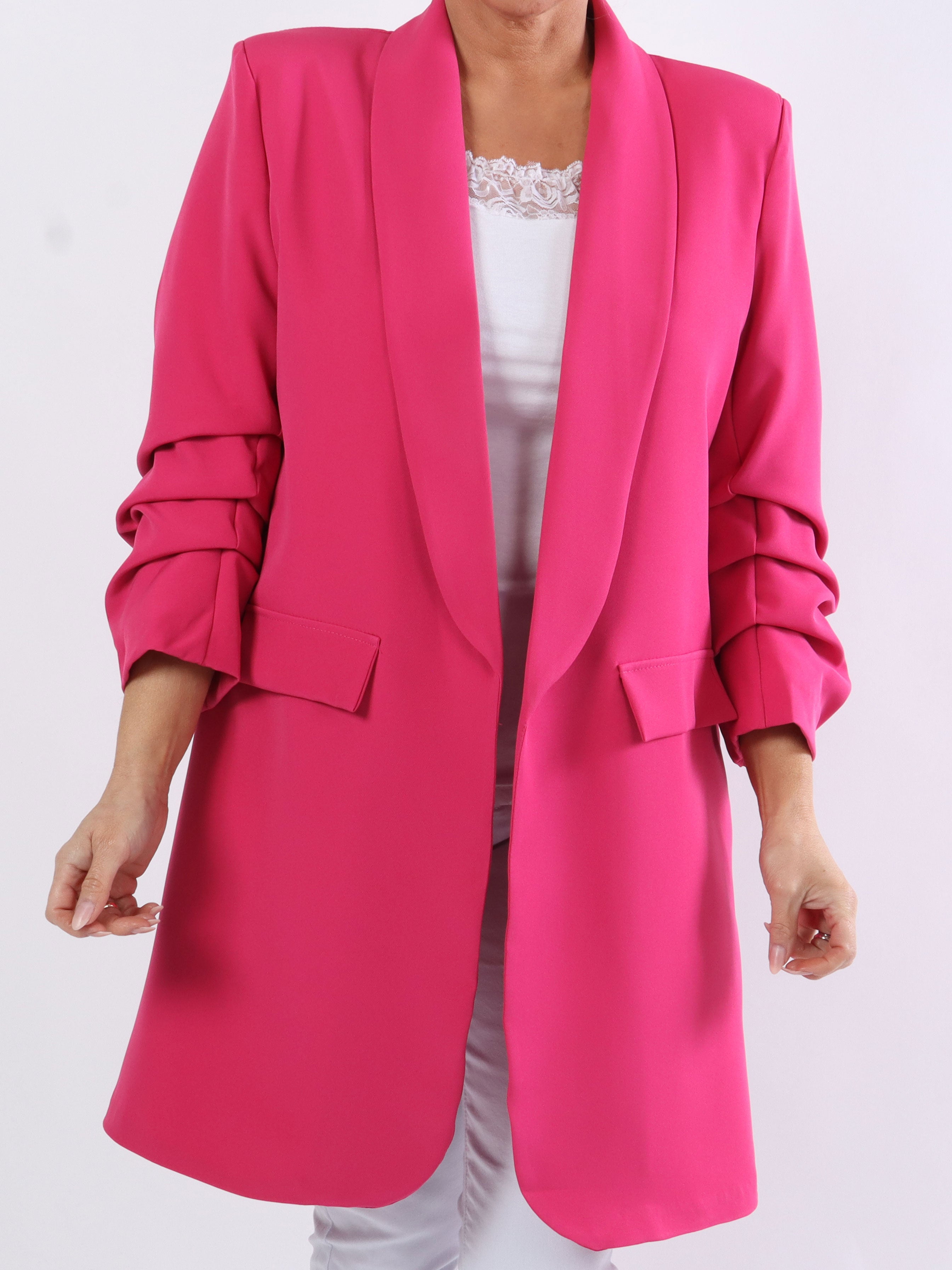 Mila Long - Snygg blazer med veck på ärmen