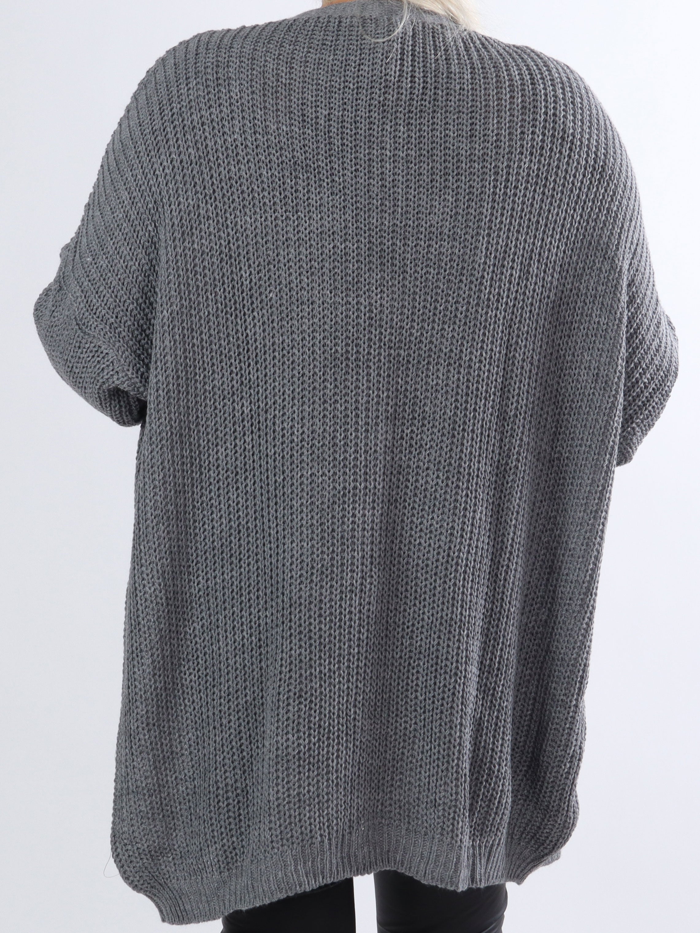 Millymy - Plus size kofta i stickad modell med stora knappar