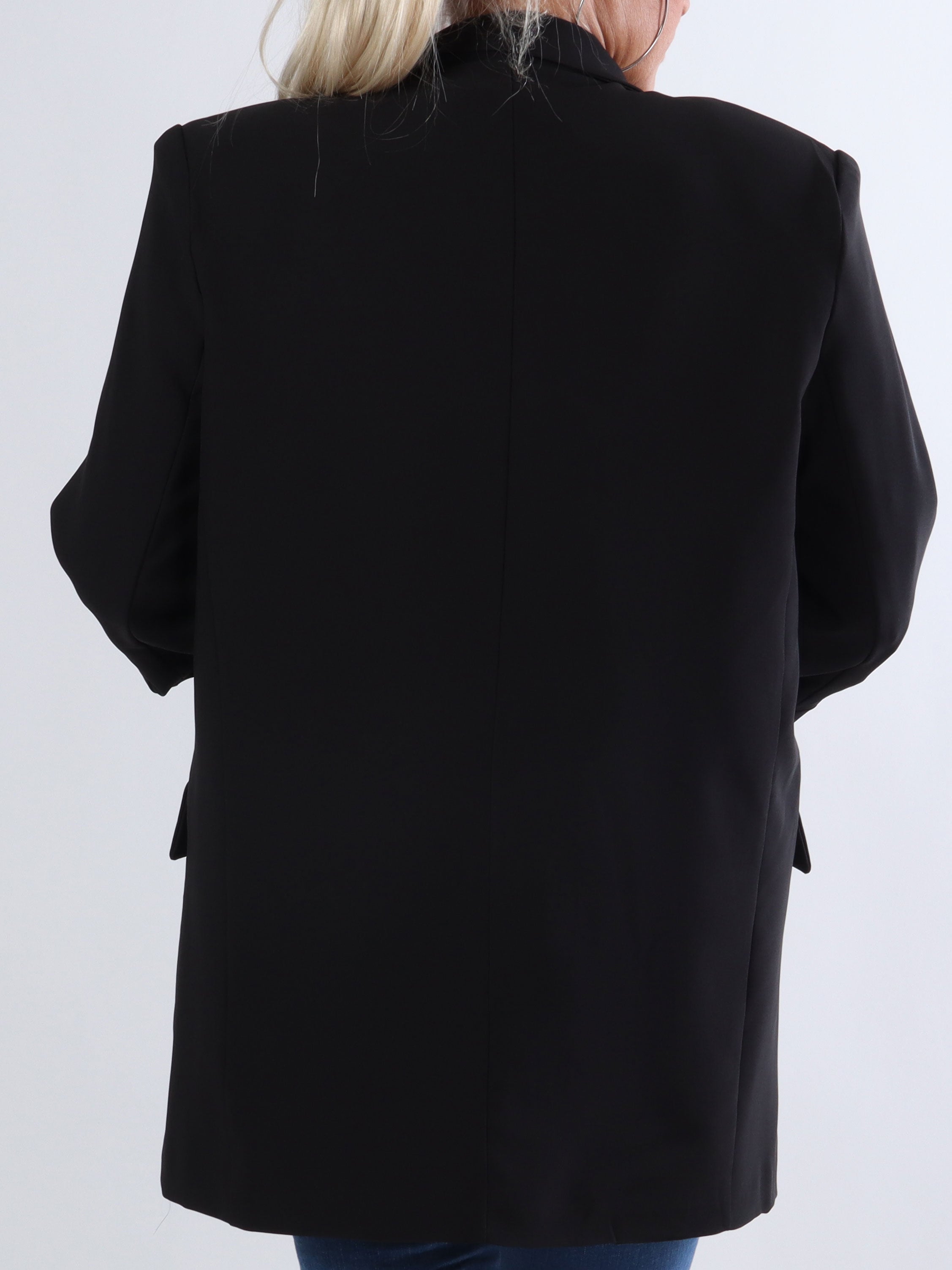 Mindy - Enfärgad blazer med 3/4 ärmar - Black