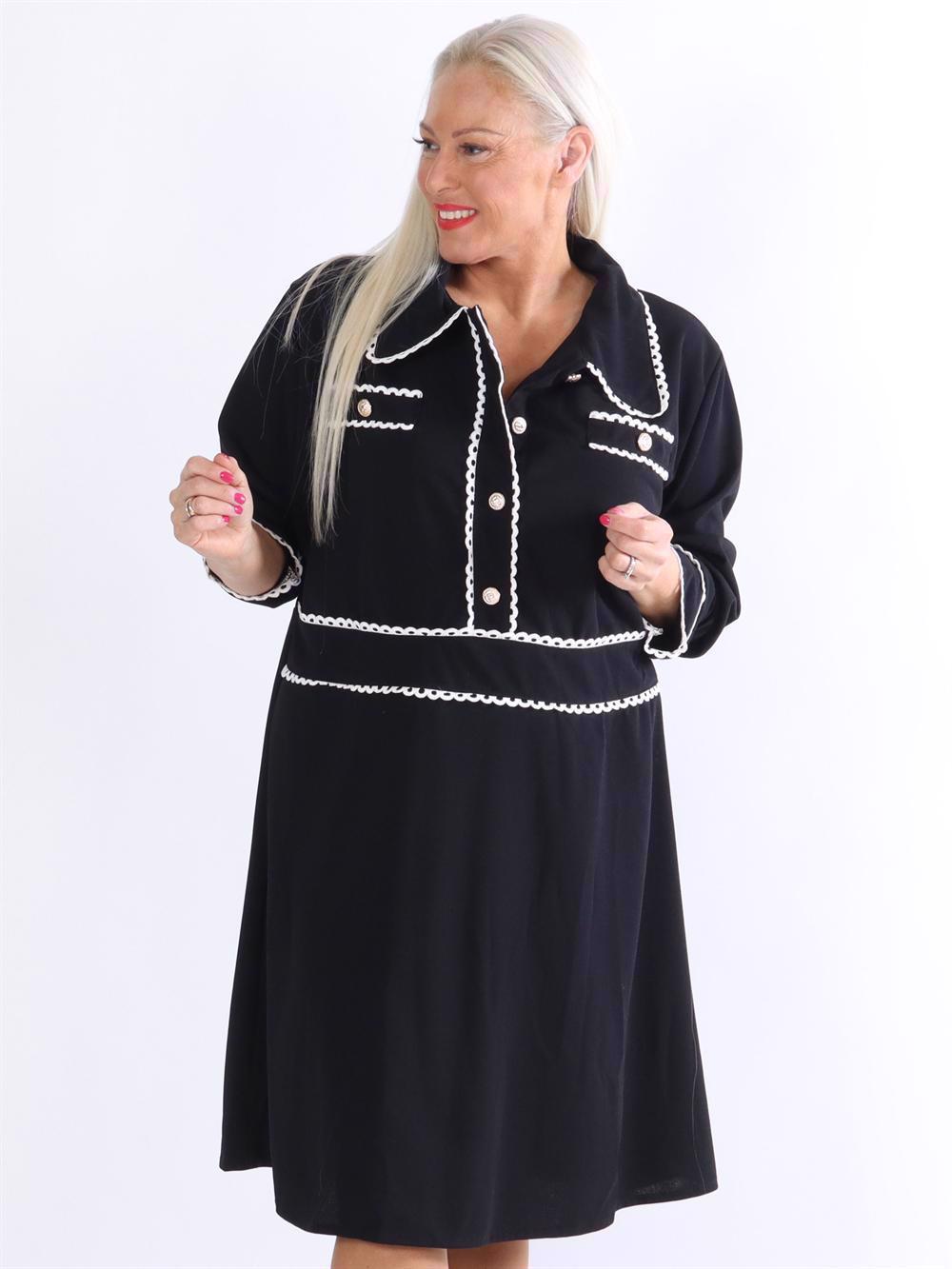 Minnie - Klänning med söta detaljer