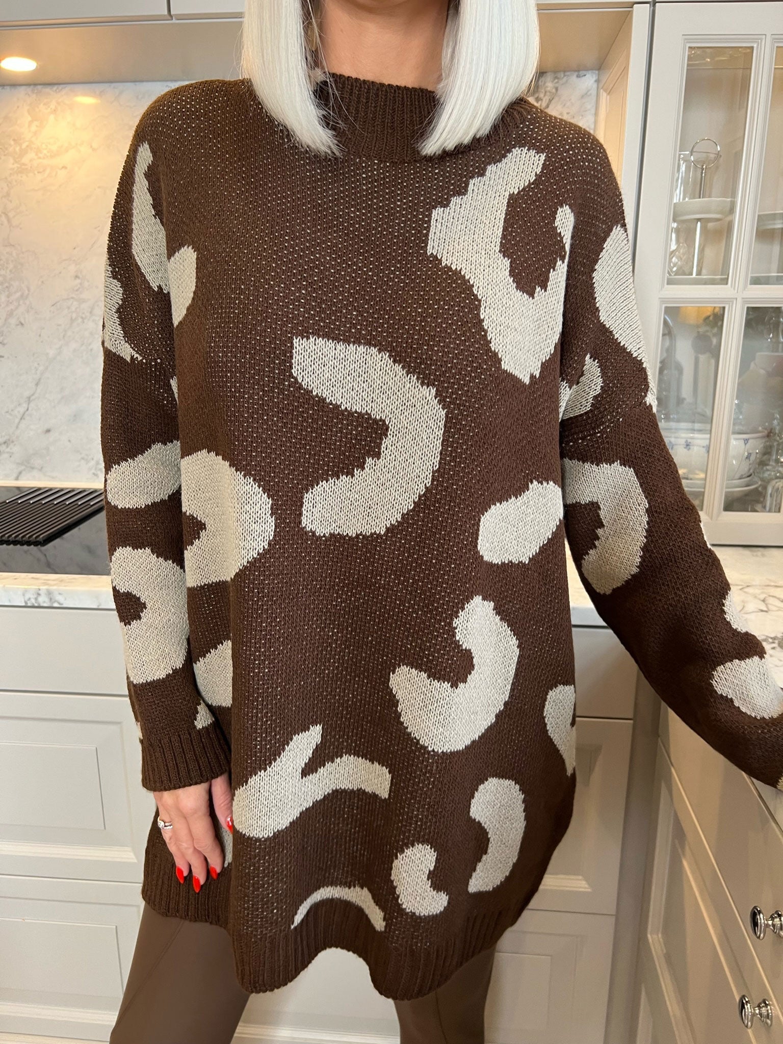 Missa - Stickad blus med stort leopardmönster - Brown