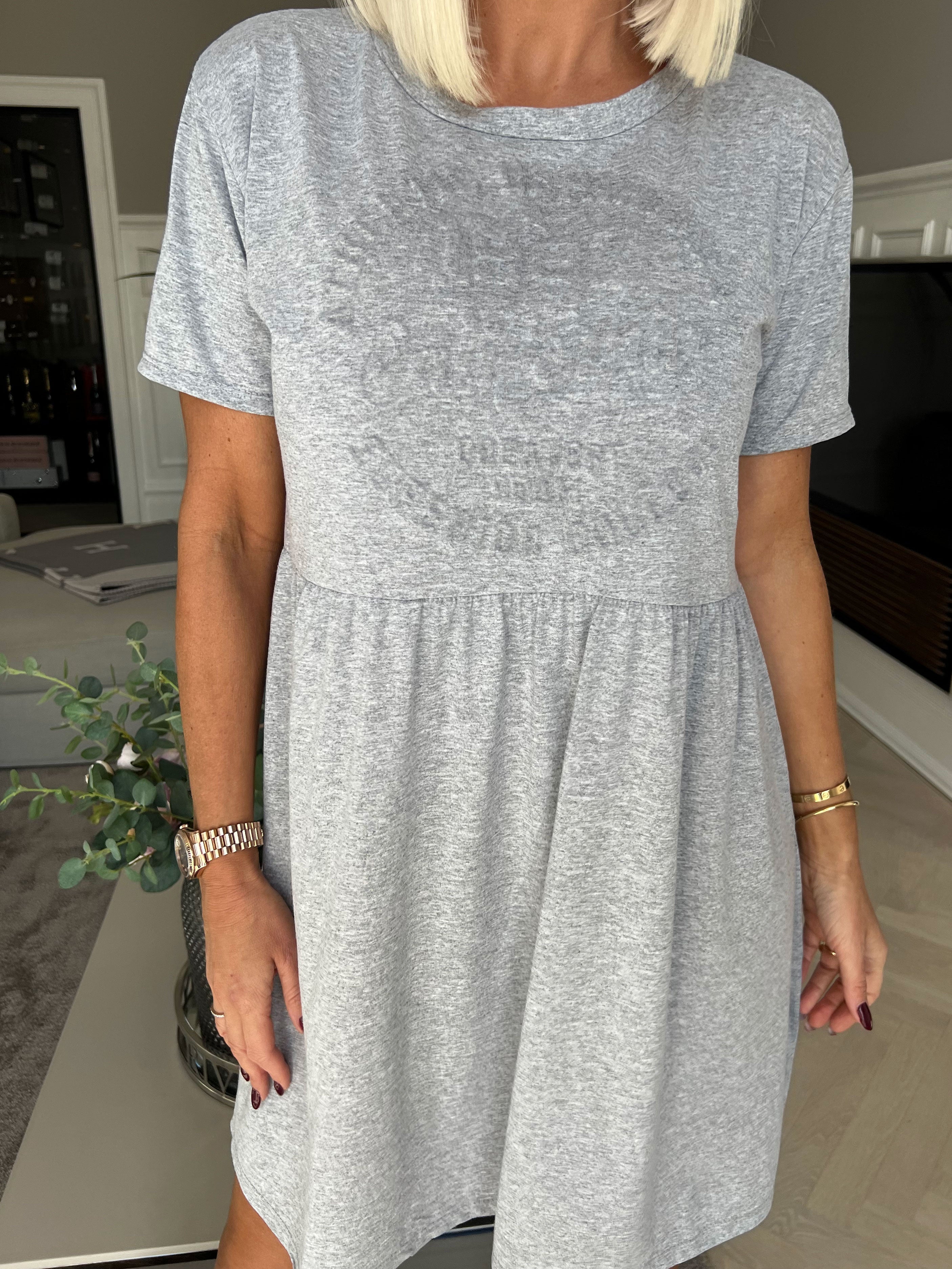 Mynte - Söt bomullsklänning med 3D-tryck - White