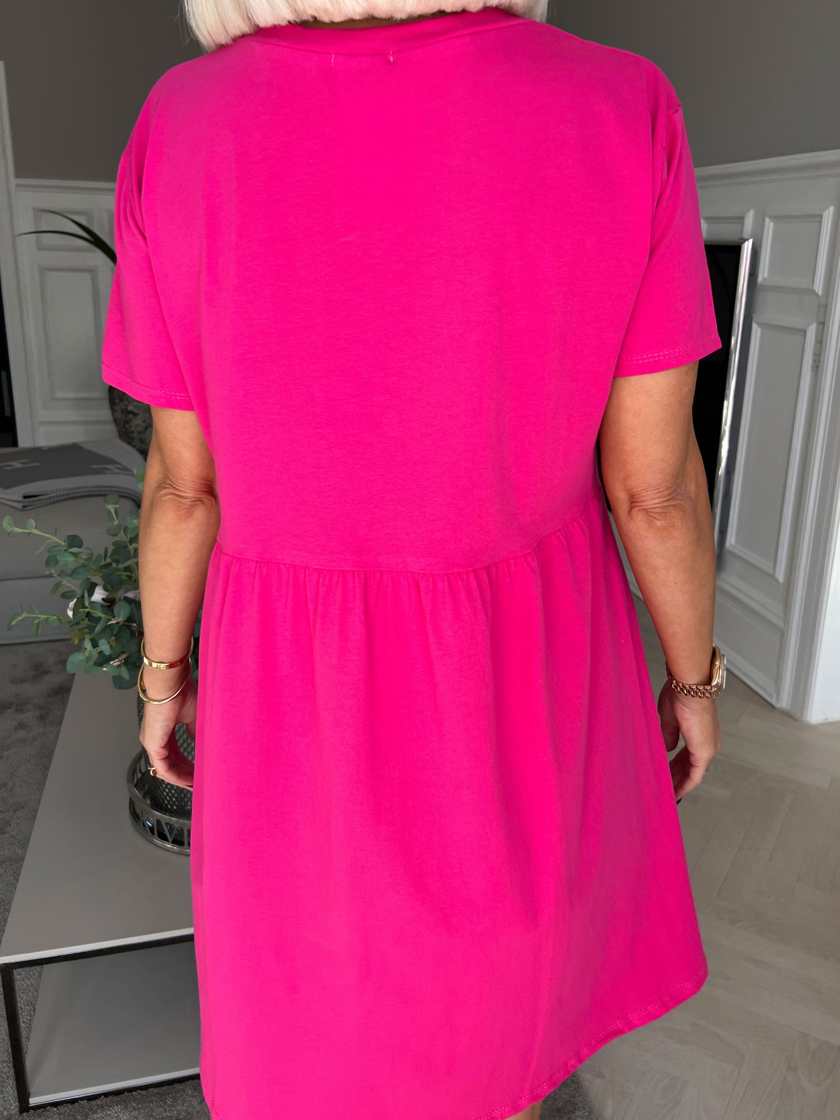 Mynte - Söt bomullsklänning med 3D-tryck