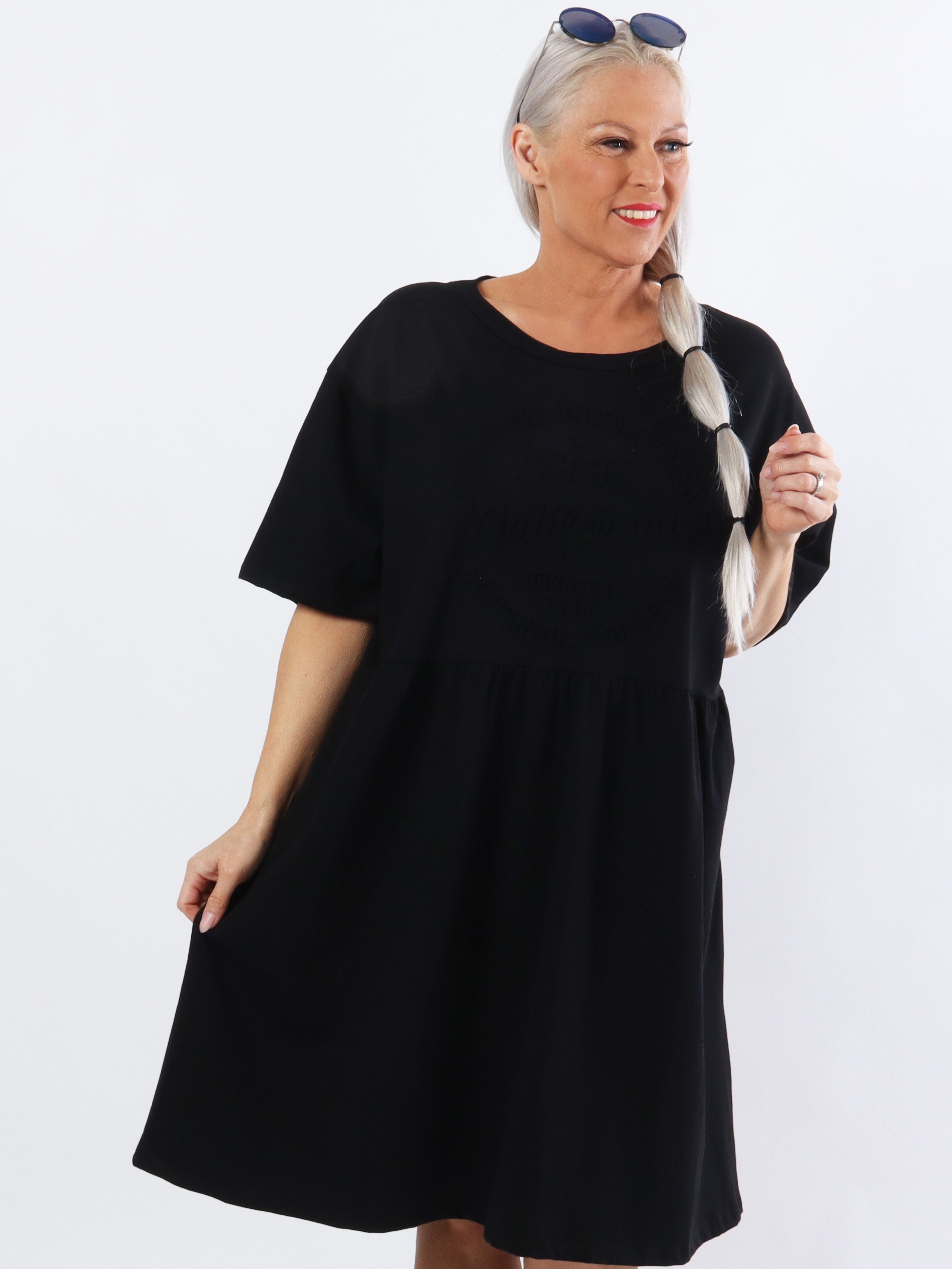 Mynte - Söt bomullsklänning i plus size med 3D-tryck