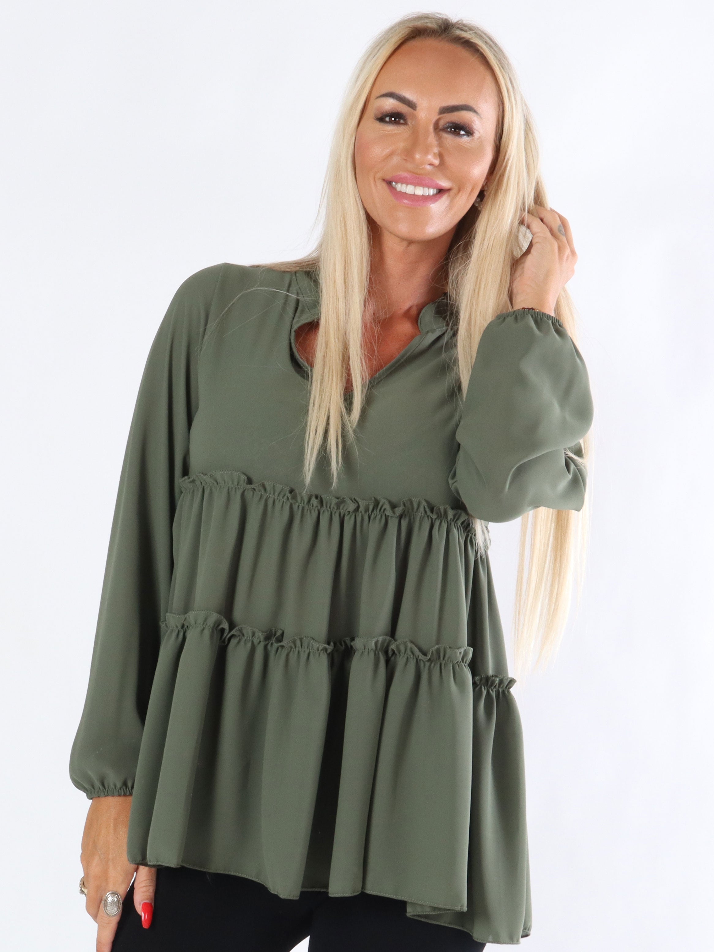 Nancy - Tunica i chiffong med volanger i lager på lager