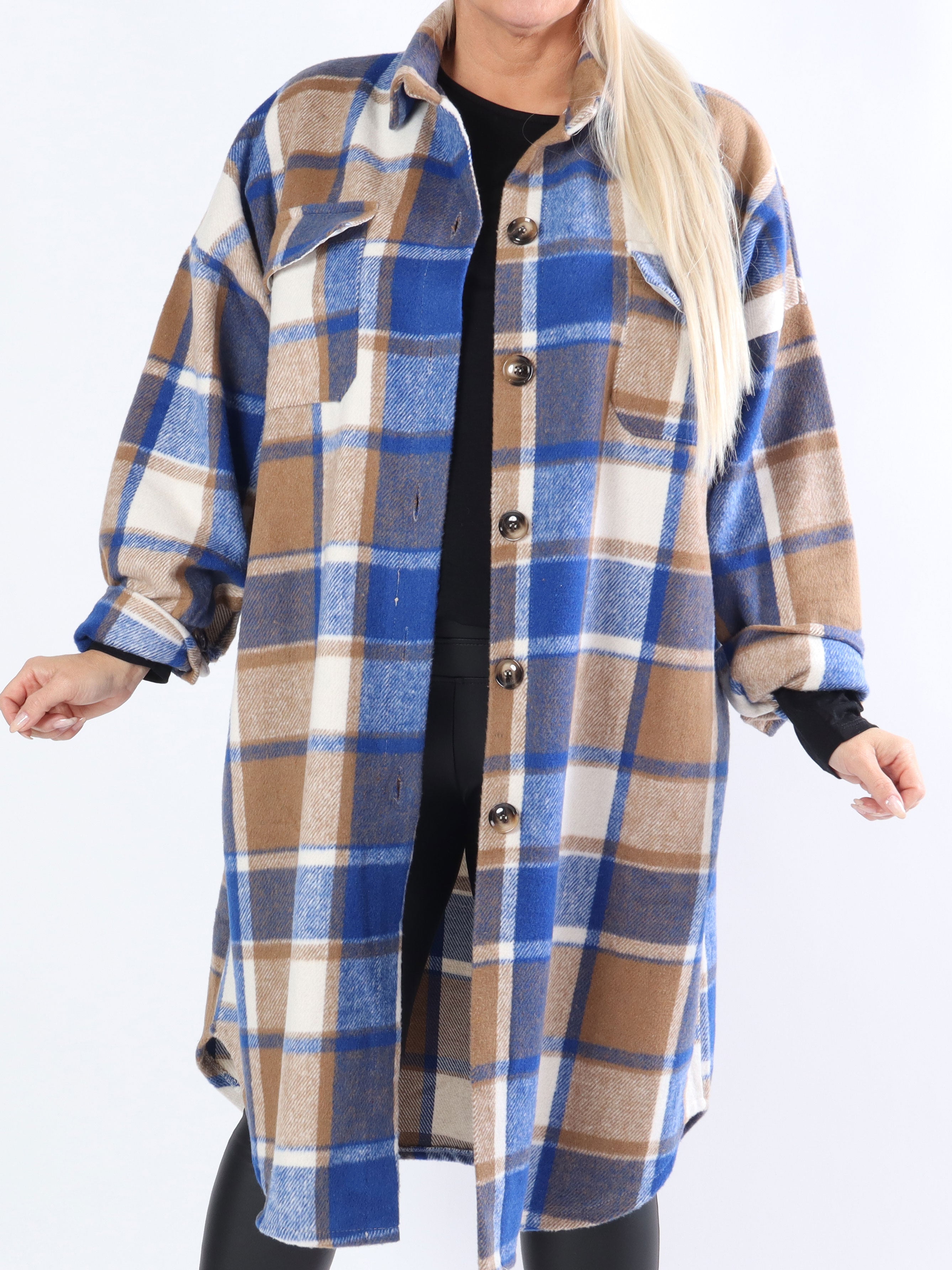 Natalia - Lång rutig plus size jacka med knappar