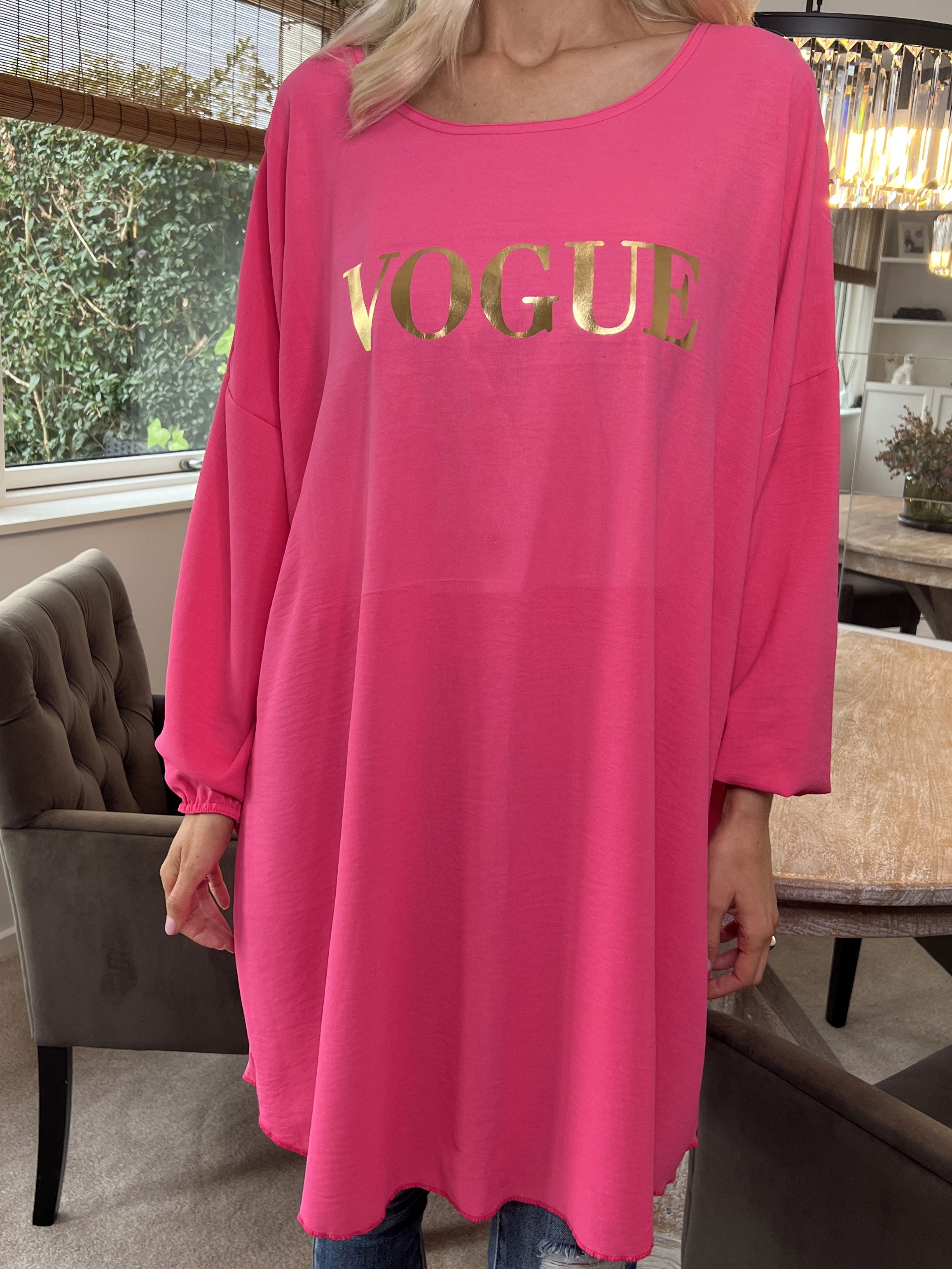 Nella - Cool klänning med skrift