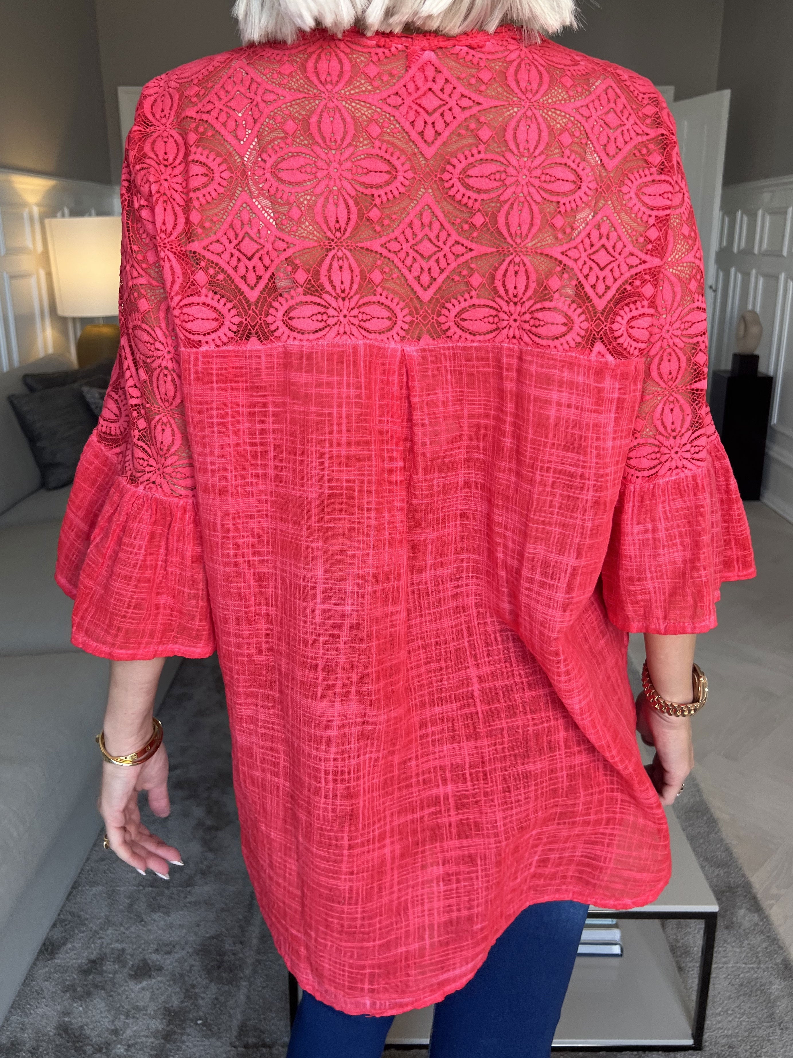 Nice - Fin tunika med spetsärmar