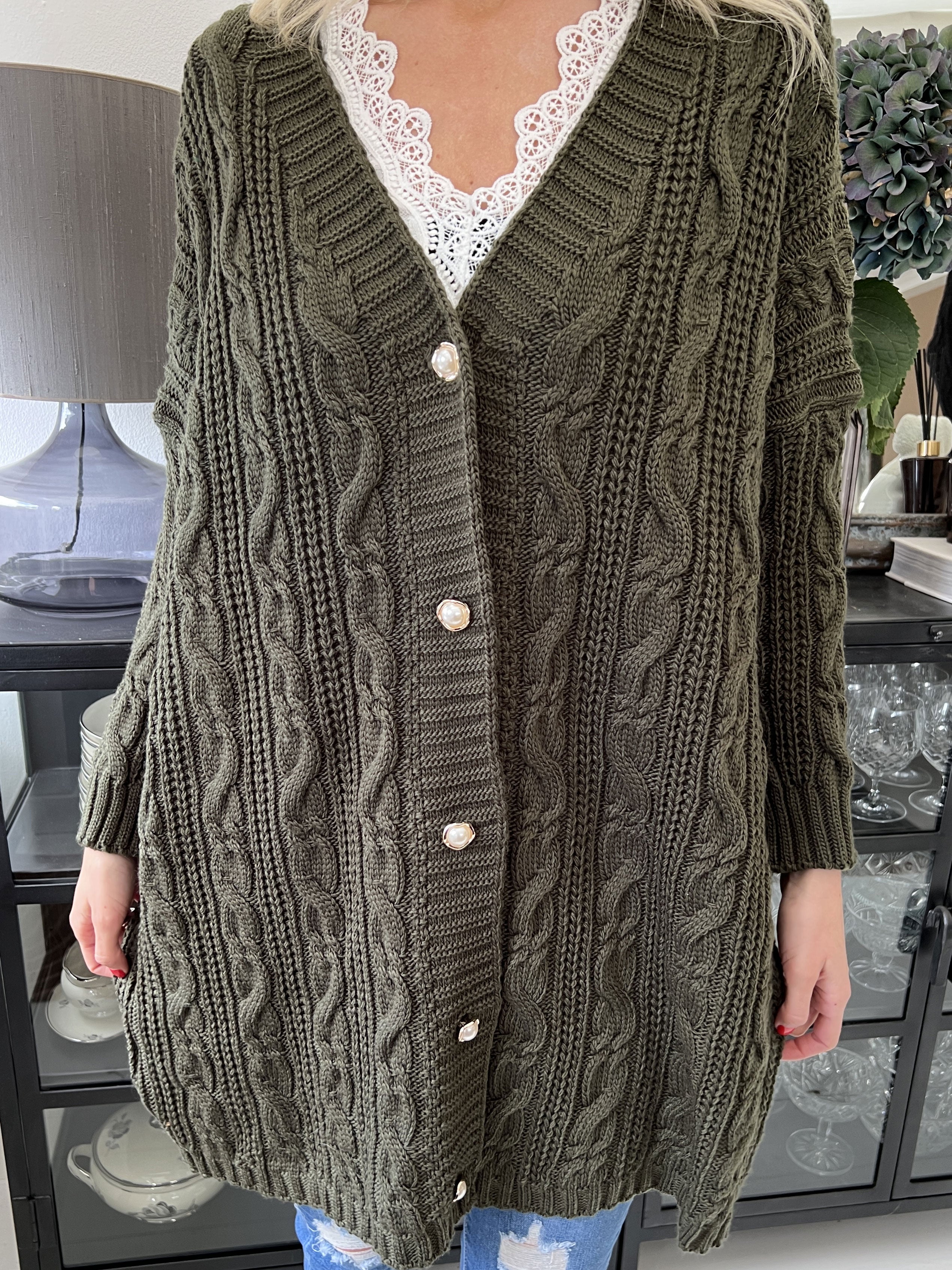 Noa - Kabelstrickad kofta - Beige