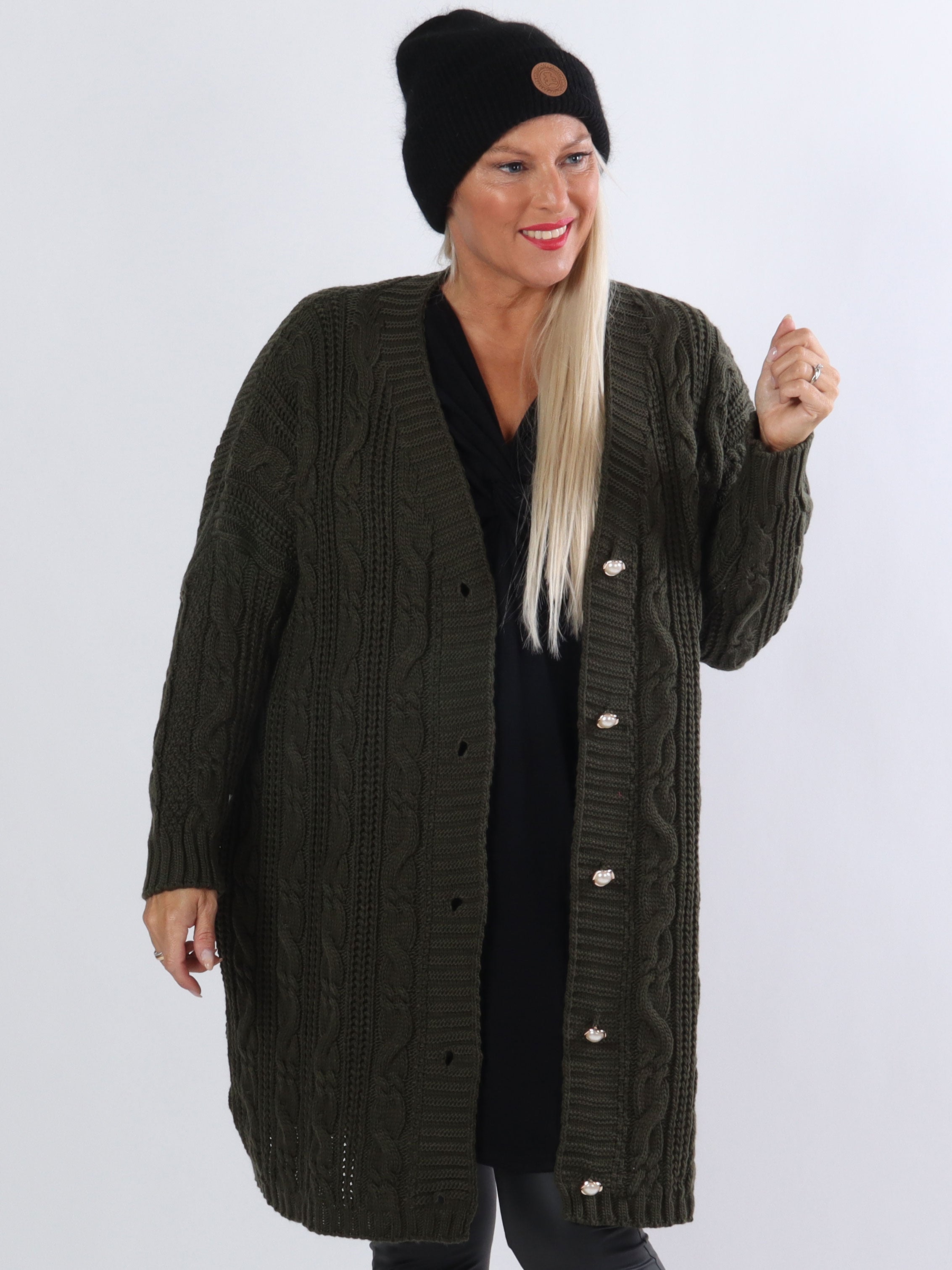 Noa - Plus size kofta med kabelstickning - Army