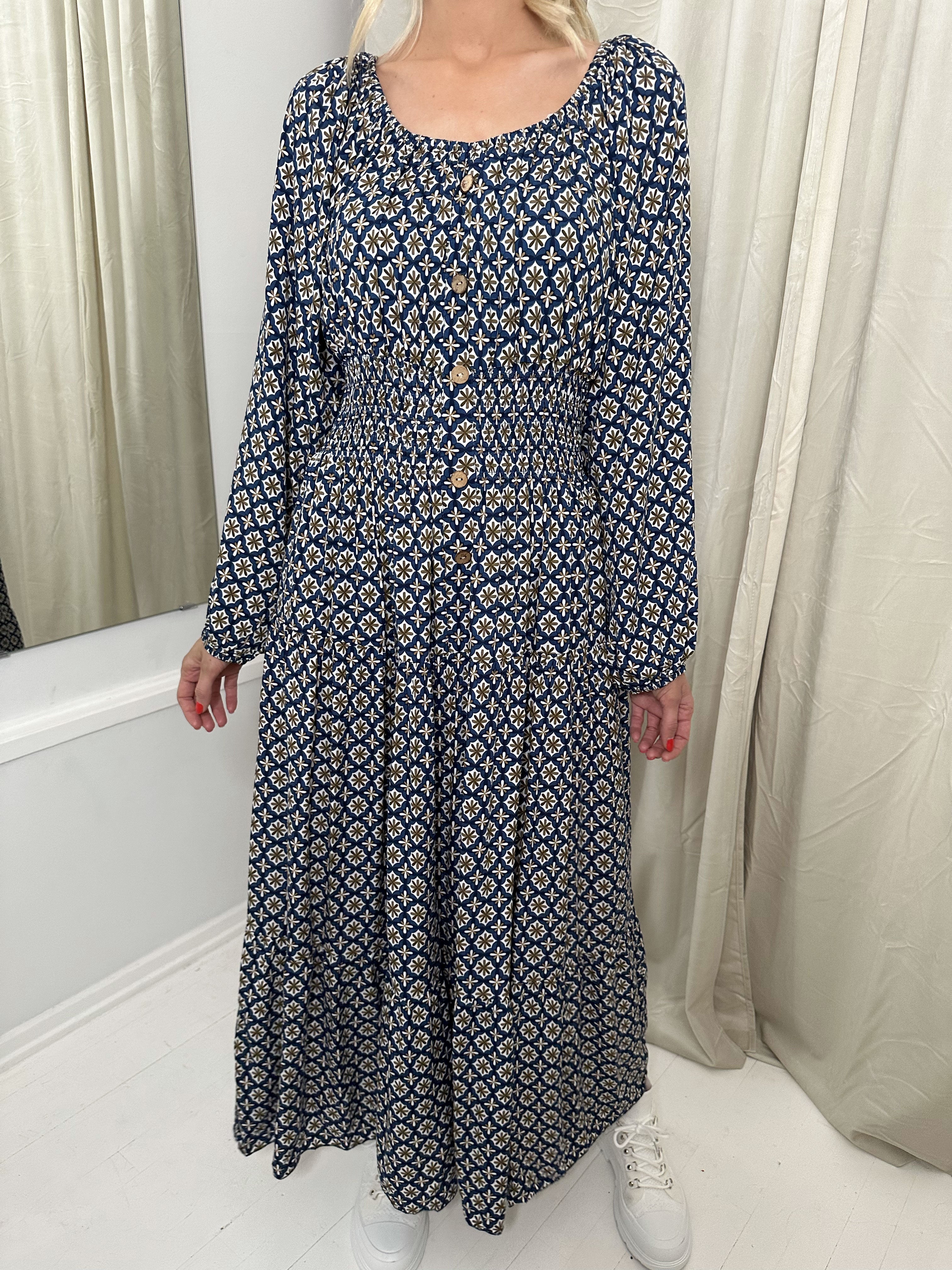 Noemi - Lång klänning med bred gummiband i midjan