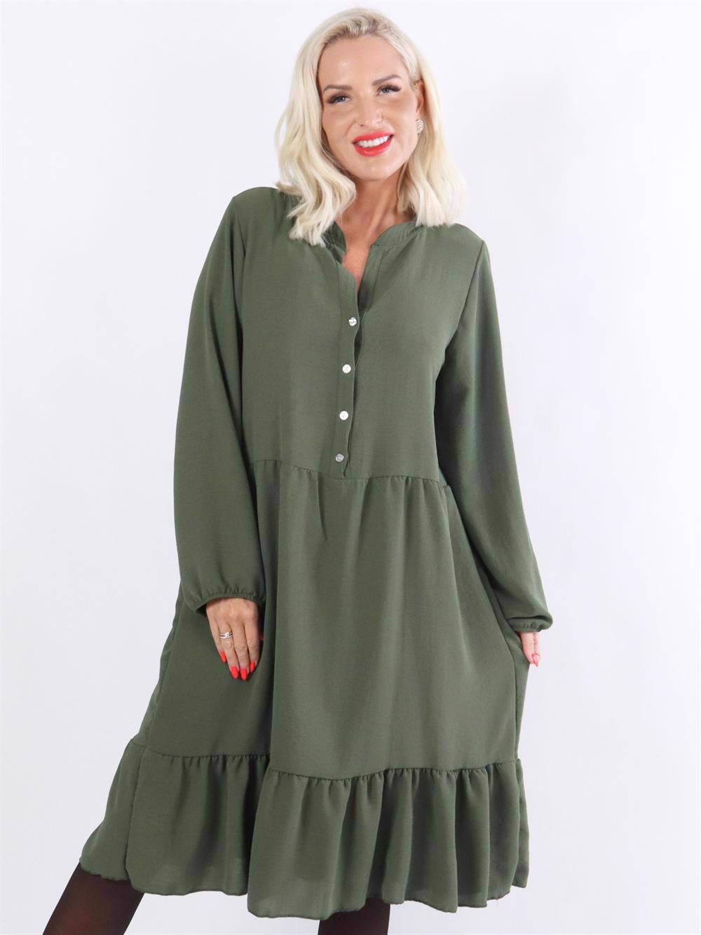 Nora - Enfärgad klänning med band