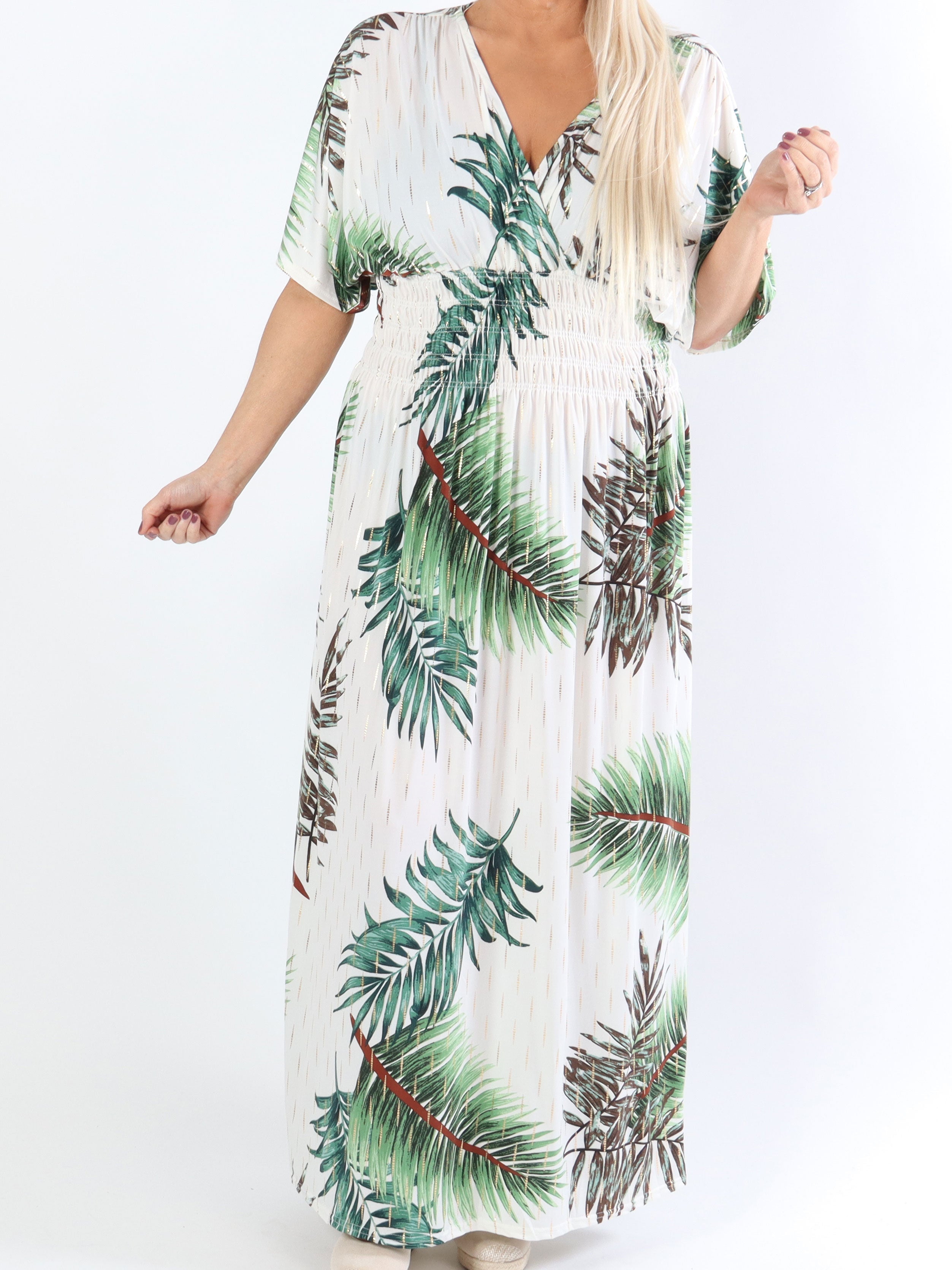 Pams Palm - Lång stretchig plus size klänning i skrynkelfritt material