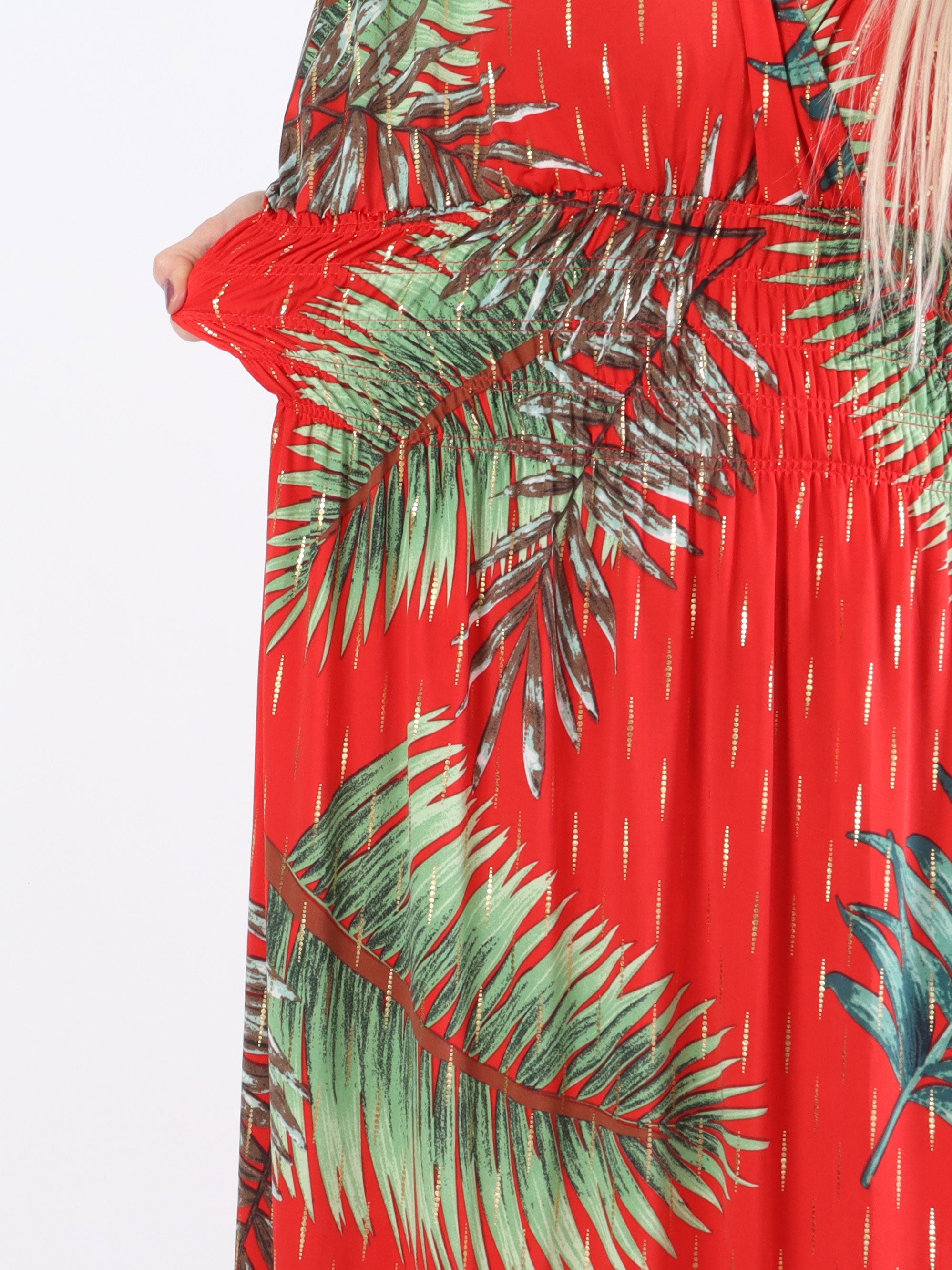 Pams Palm - Lång stretchig plus size klänning i skrynkelfritt material