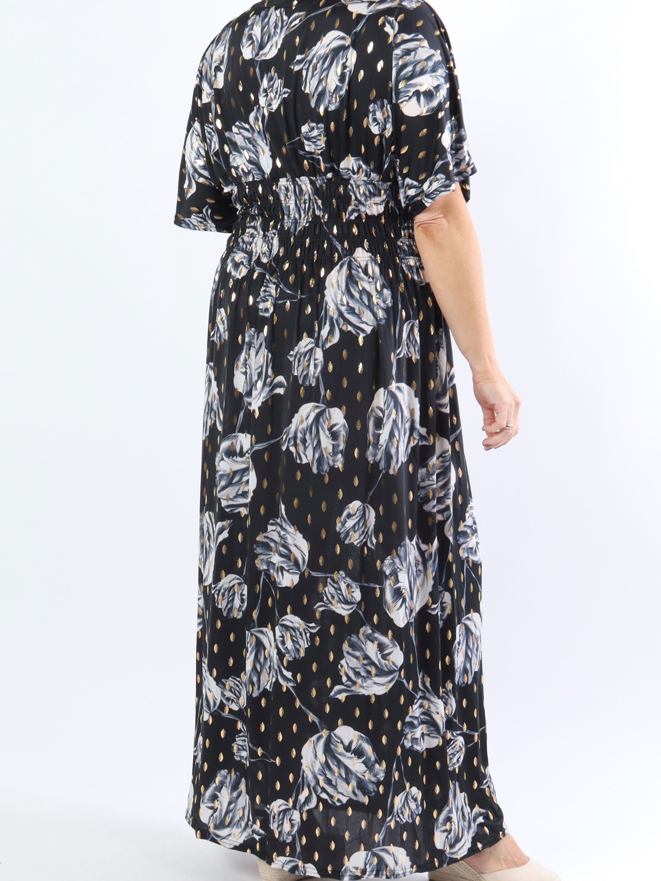 Pams Rose - Lång stretchig plus size klänning i skrynkelfritt material