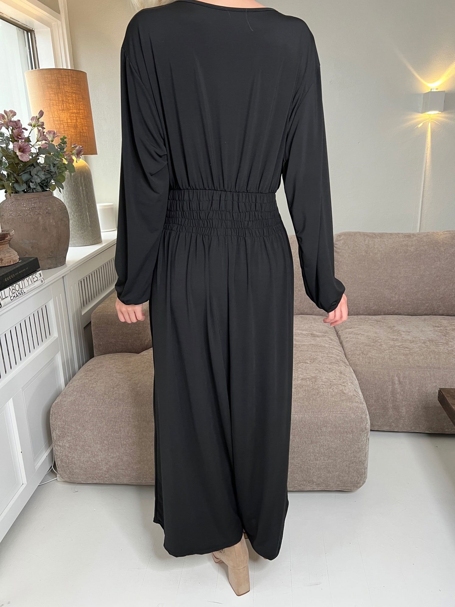 Pams Long Sleeve - Lång elastisk klänning i veckfritt tyg