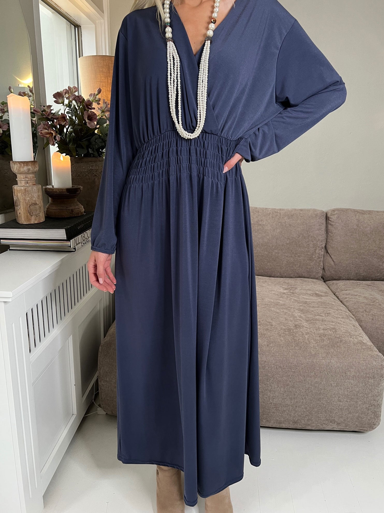 Pams Long Sleeve - Lång elastisk klänning i veckfritt tyg