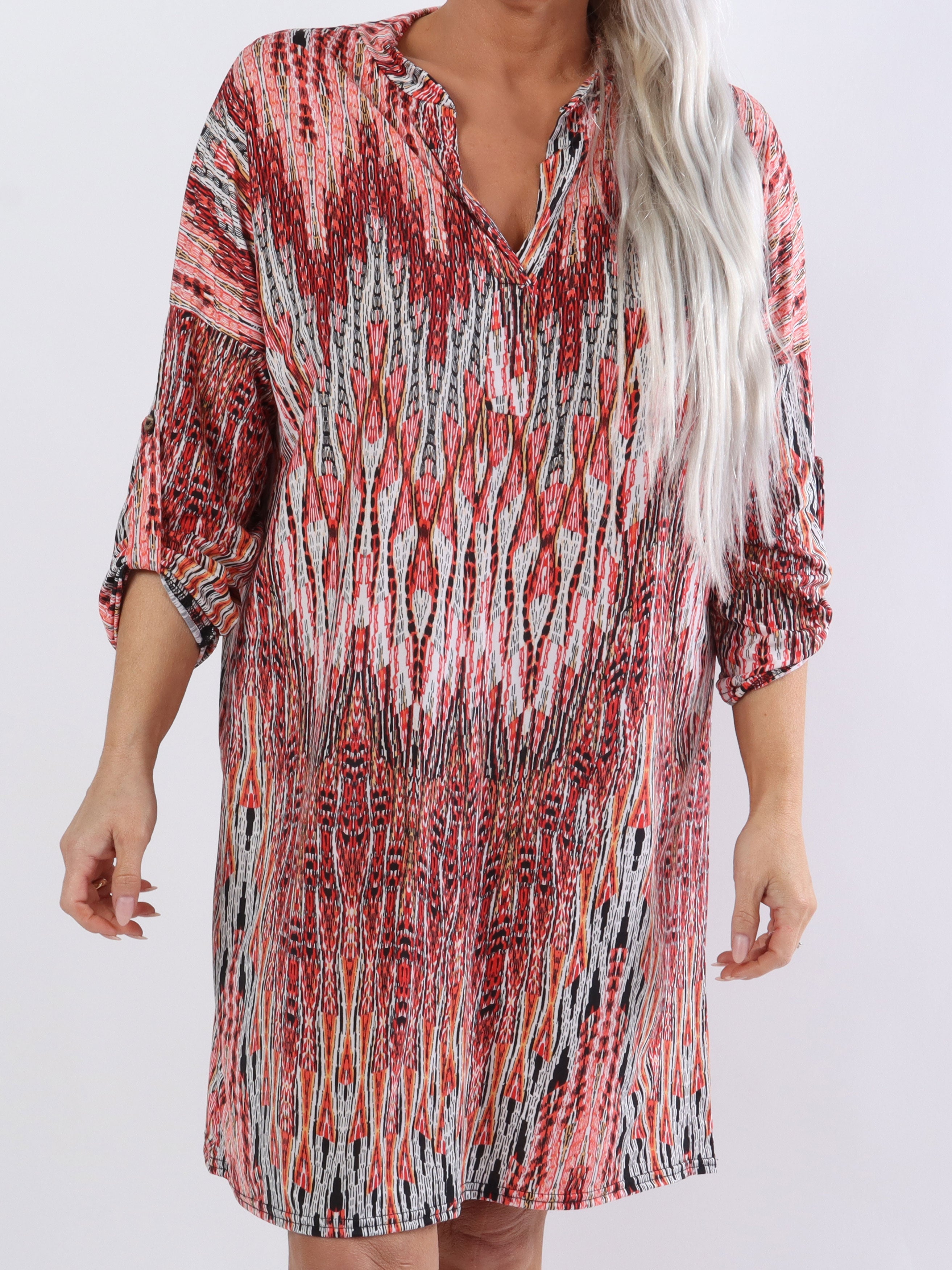Paprika - Tunikaklänning i stora storlekar med coolt tryck
