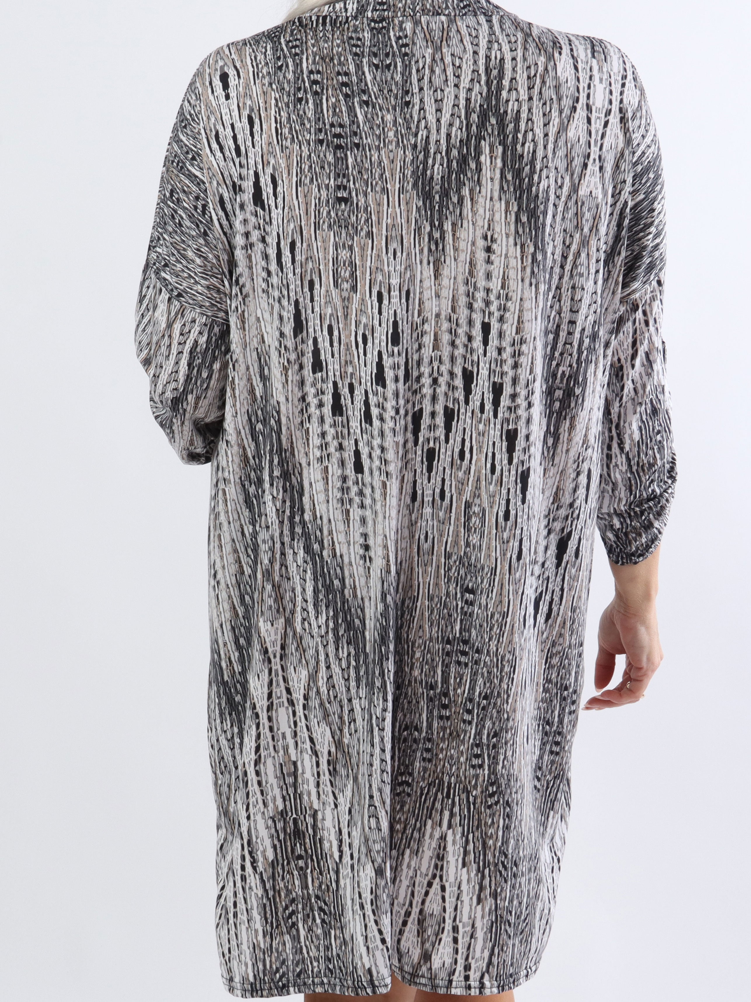 Paprika - Tunikaklänning i stora storlekar med coolt tryck