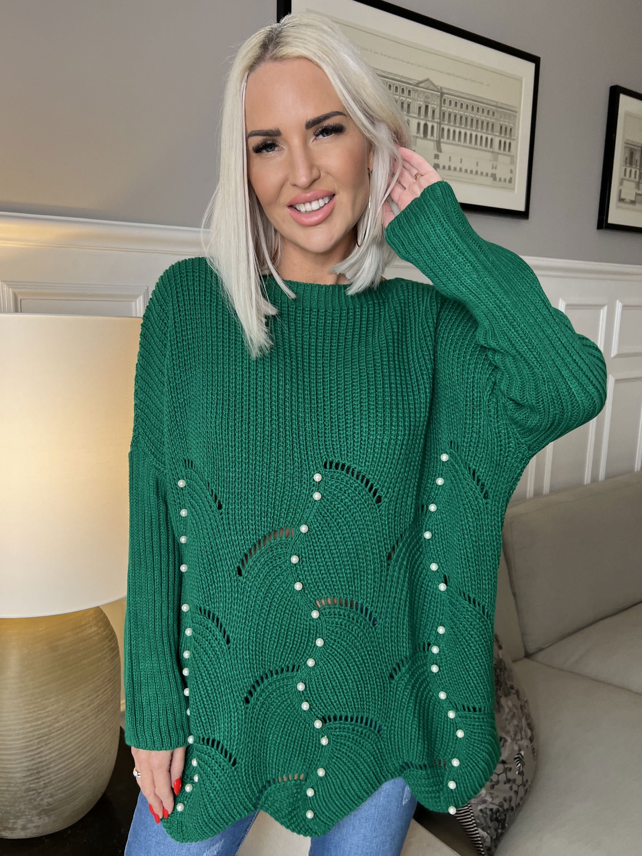 Pearl - Vacker stickning med vita pärlor - Grey