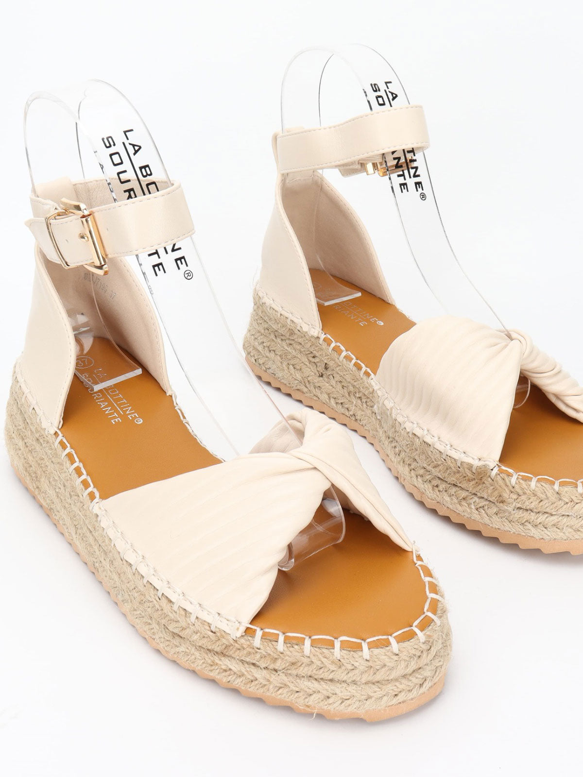 Pippa - Söta sandaler med plattform - Beige