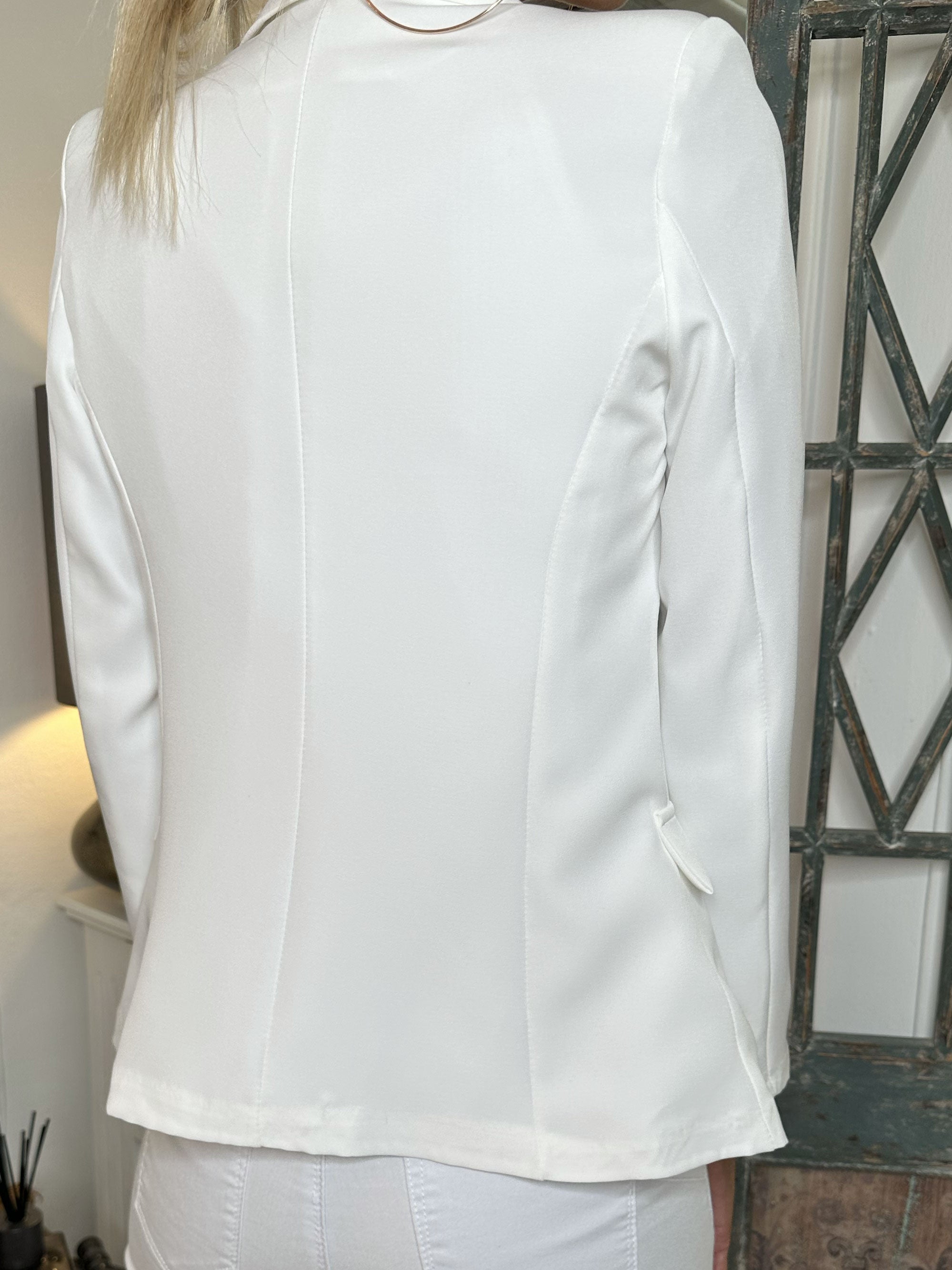 Queen - Lättviktig kavaj med knäppning - White