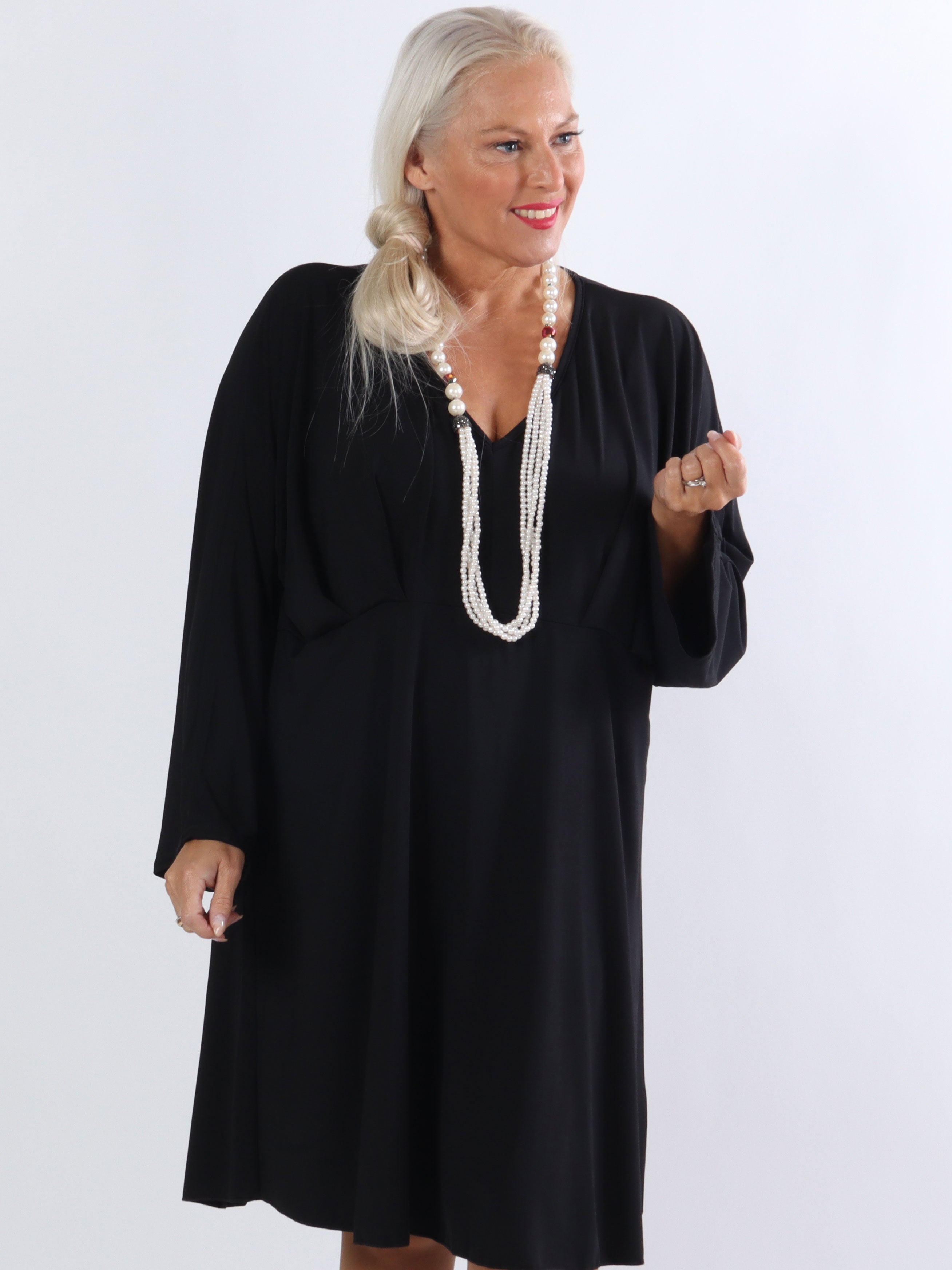 Reina - Elastisk enkel plus size klänning - Black