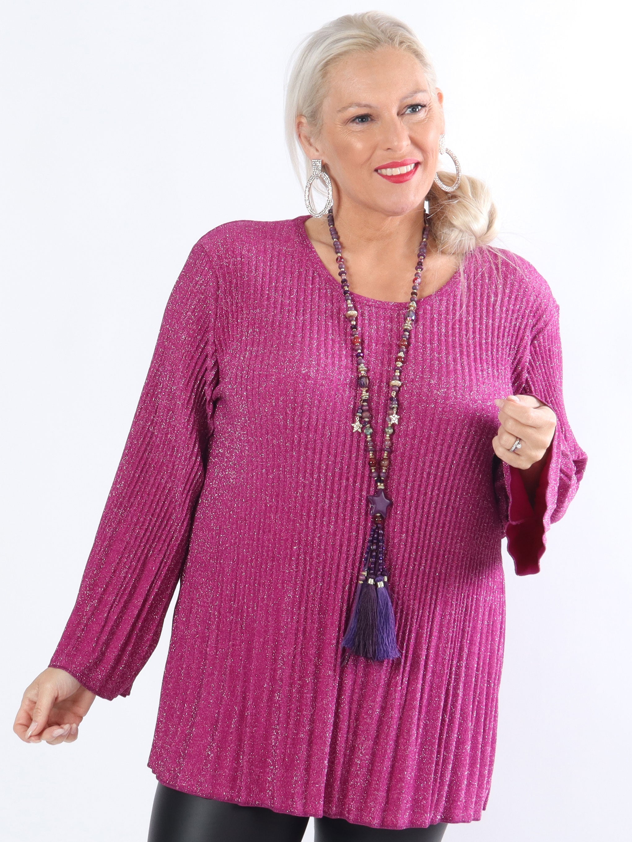 Ricarda - Plus size glimmerblus med veck