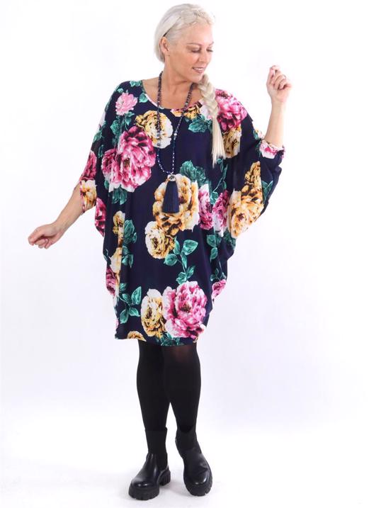 Rimini - Elastisk klänning med fladdermusärmar