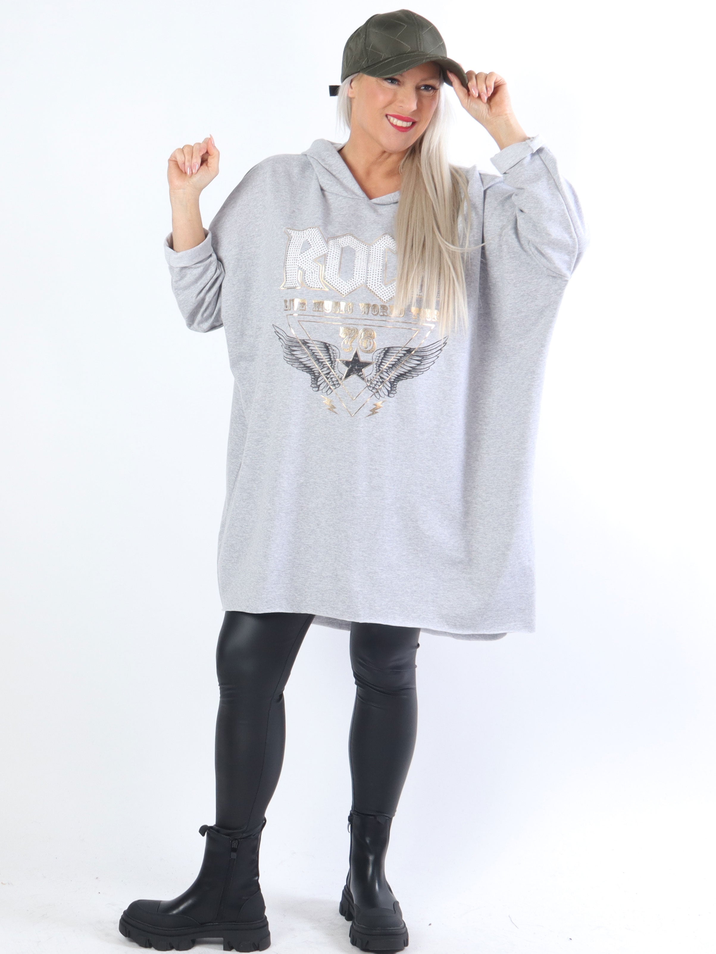 Rock - Cool klänning i stora storlekar med huva och text