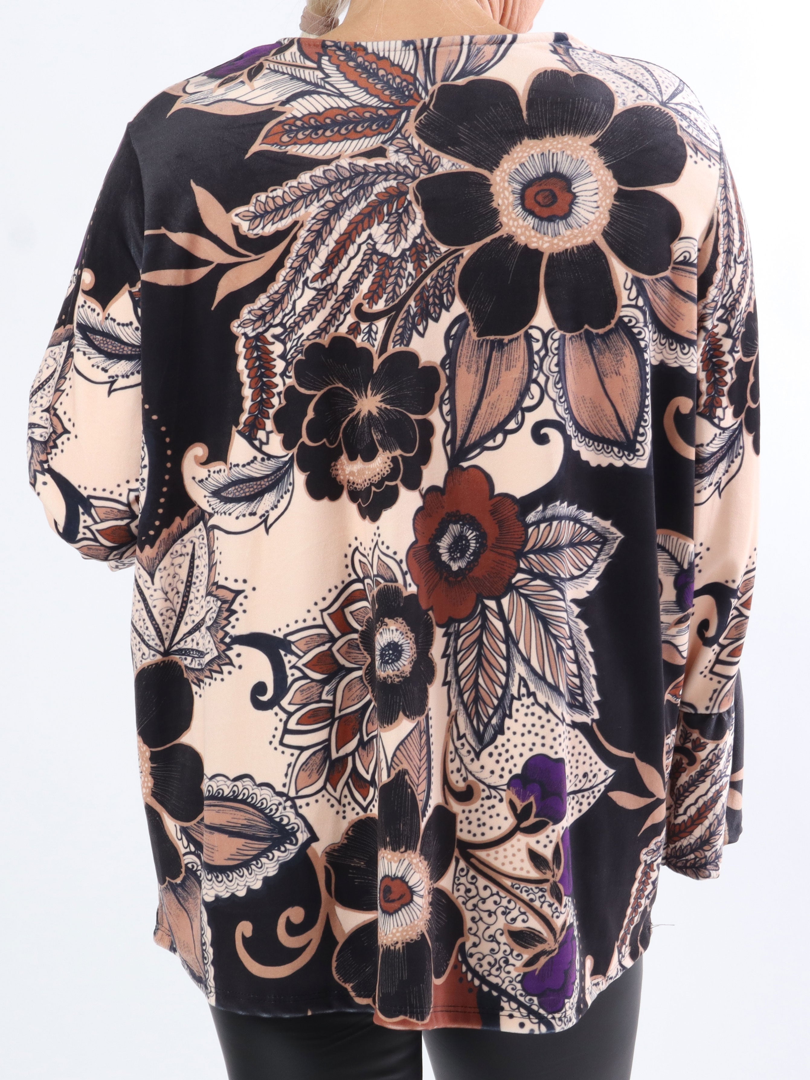 Romana - Mjuk plus size blus med mönster - Purple