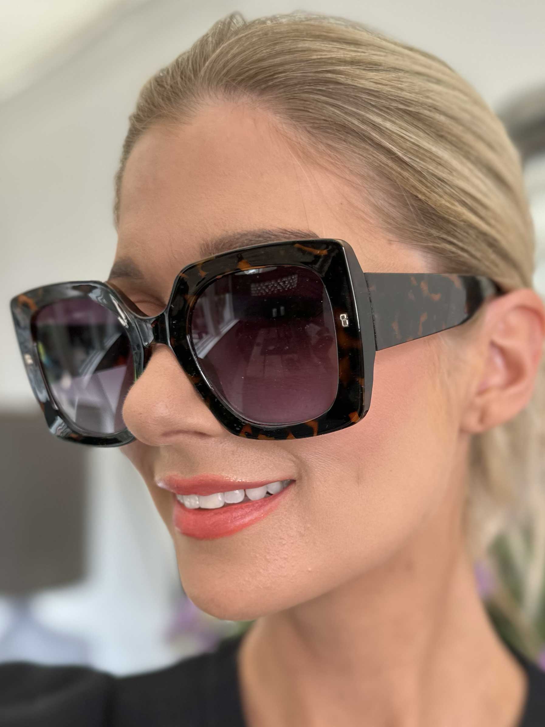 Sahara - Stora fyrkantiga solglasögon - Brown pattern