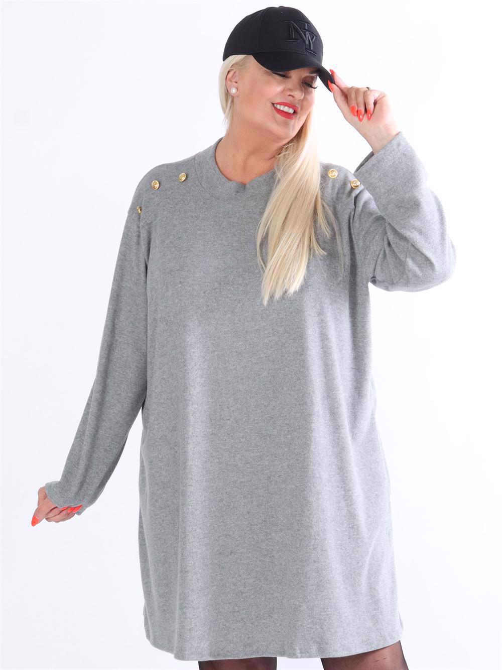 Sahra - Klänning i mjukt tyg med guldknappar