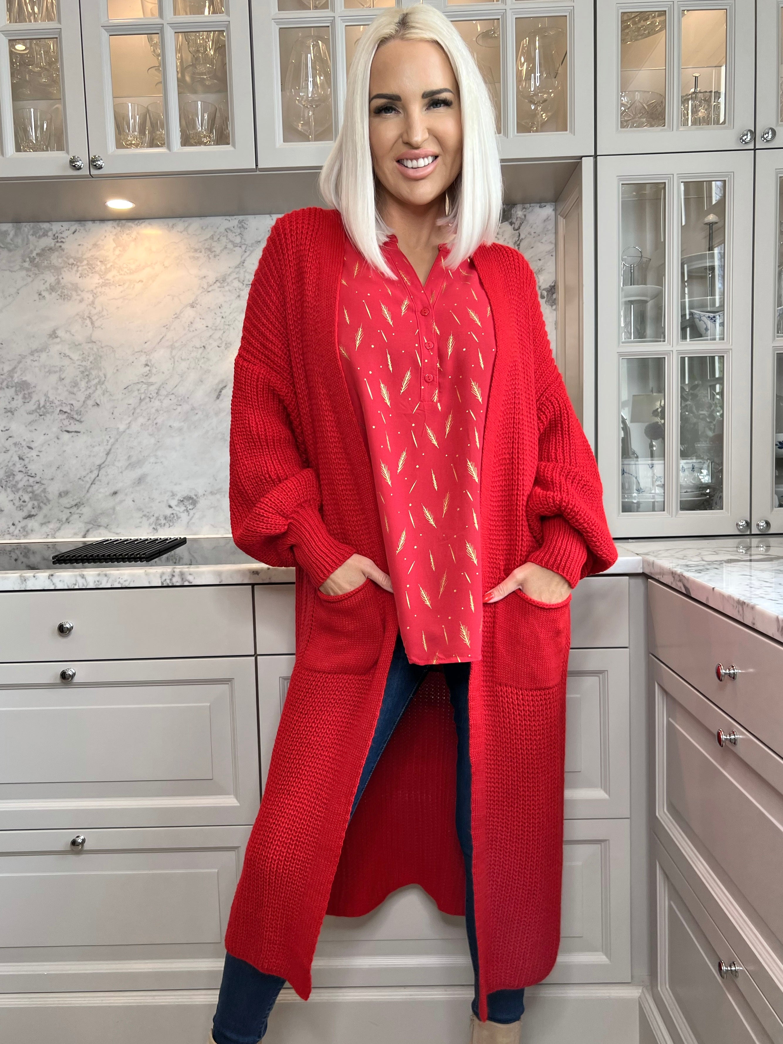 Sally - Stickad plus size kofta med ballongärmar