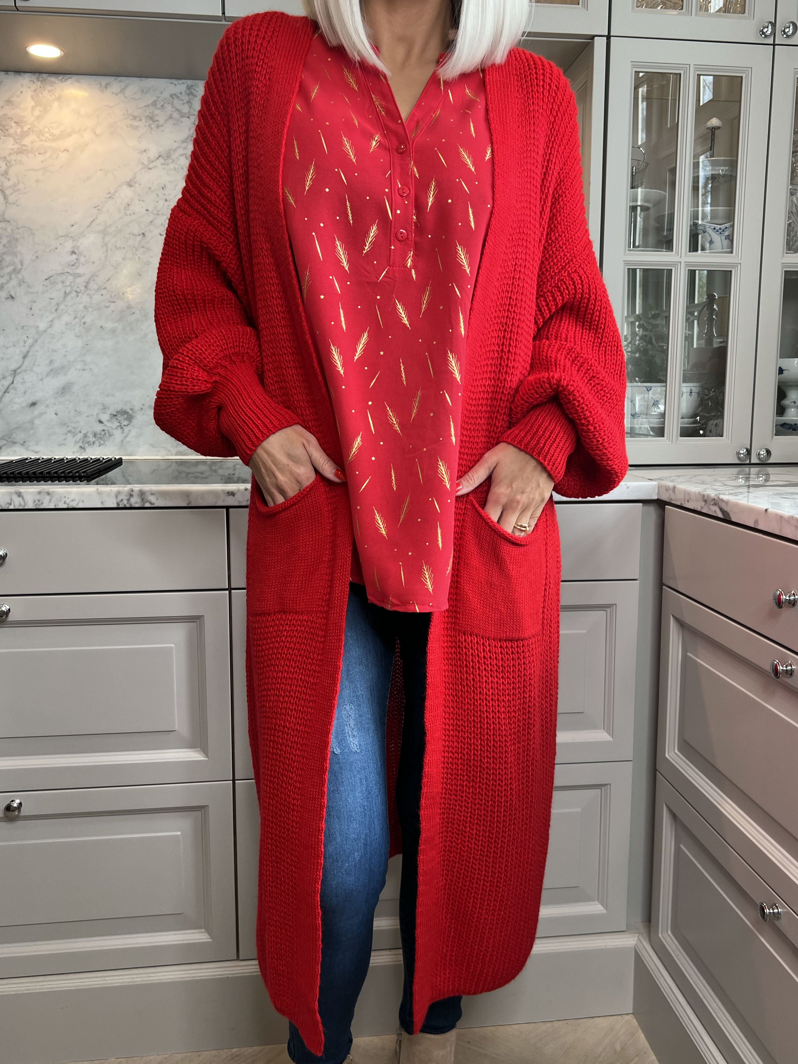 Sally - Stickad plus size kofta med ballongärmar